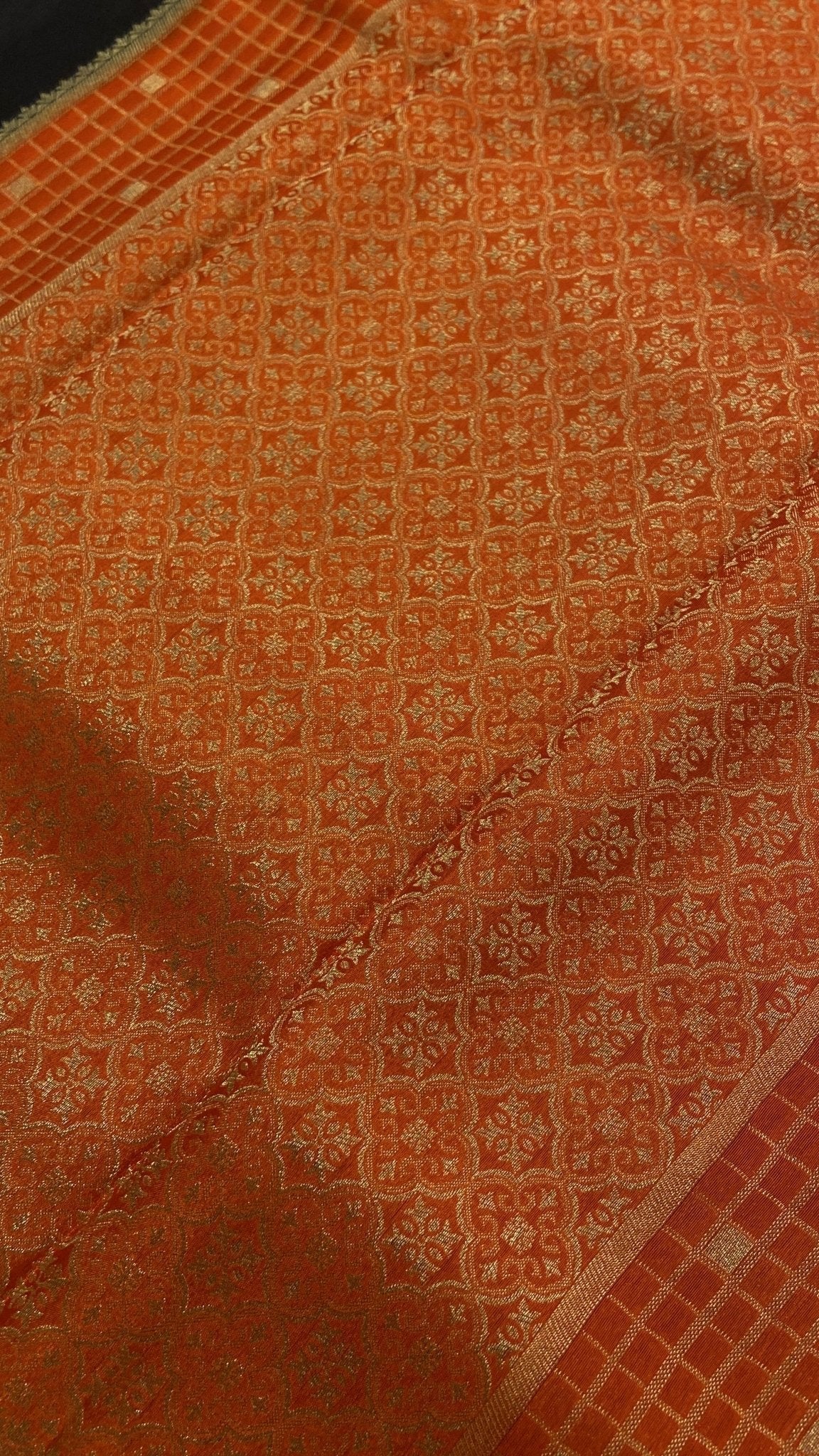 Premium Viscose Crepe Saree🖤 - Kanjeevaram Silk Mandir