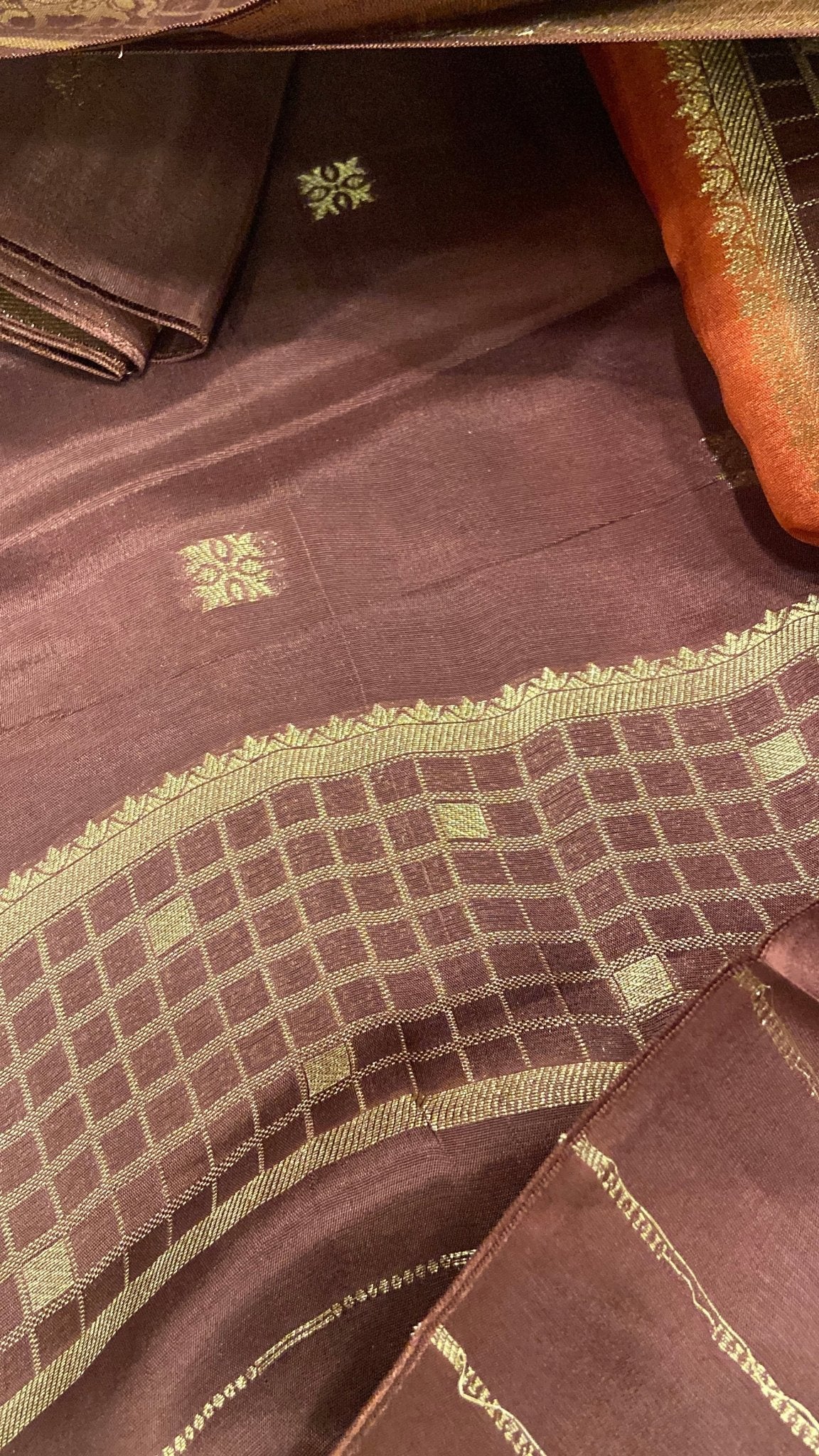 Premium Viscose Crepe Saree🧡 - Kanjeevaram Silk Mandir