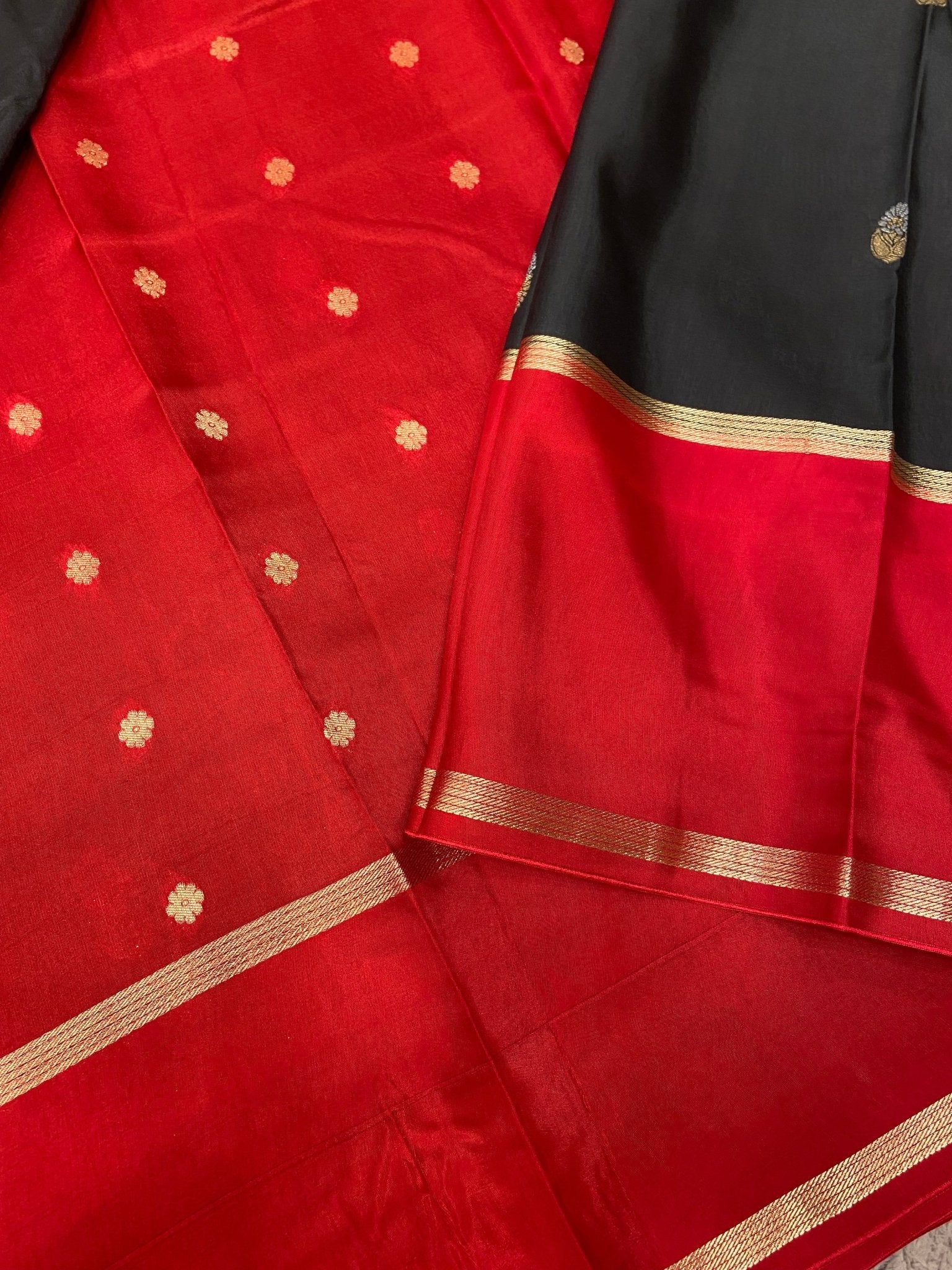 Premium viscose crepe saree - Kanjeevaram Silk Mandir