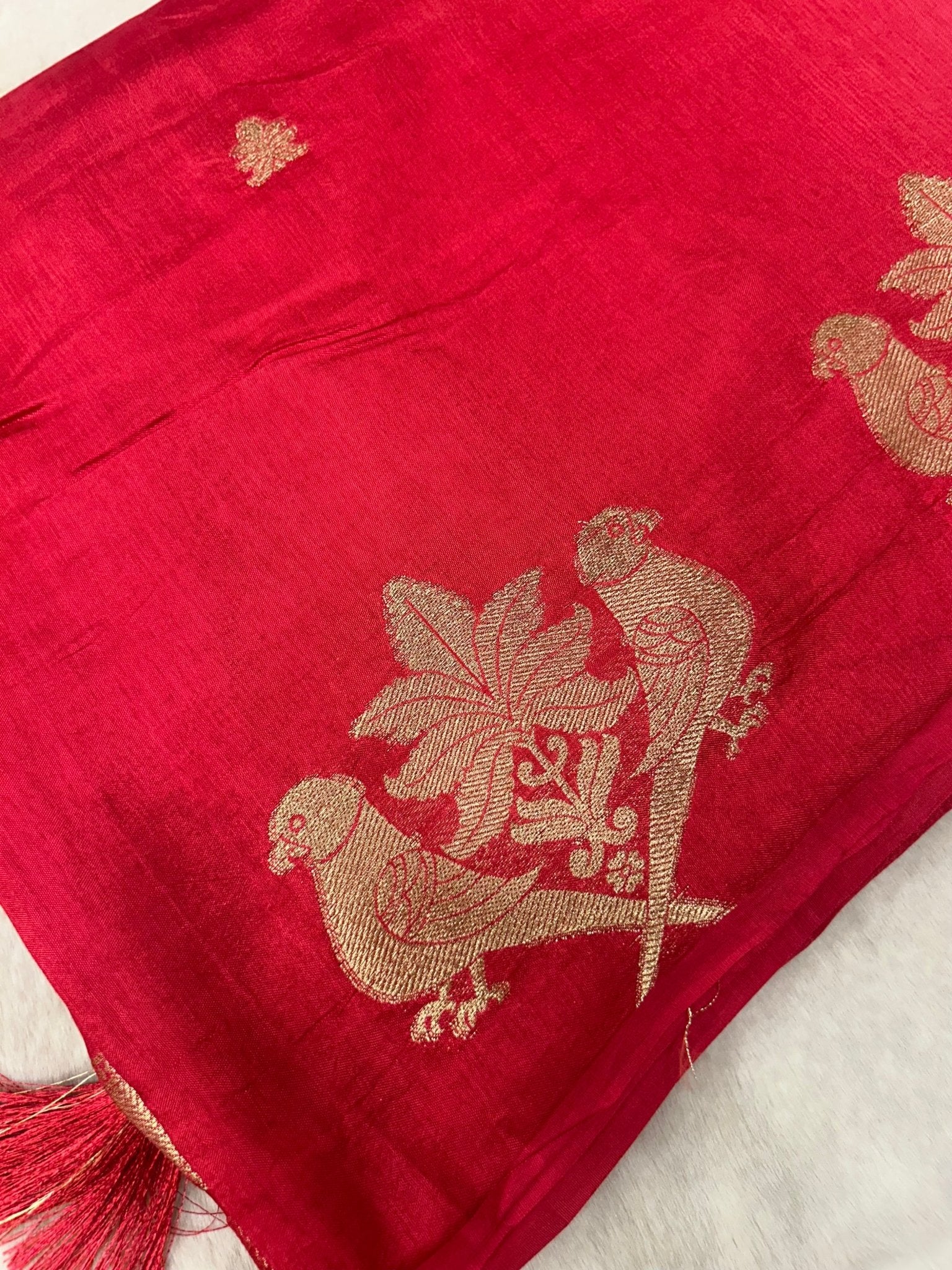 Premium Viscose Silk Saree - Kanjeevaram Silk Mandir