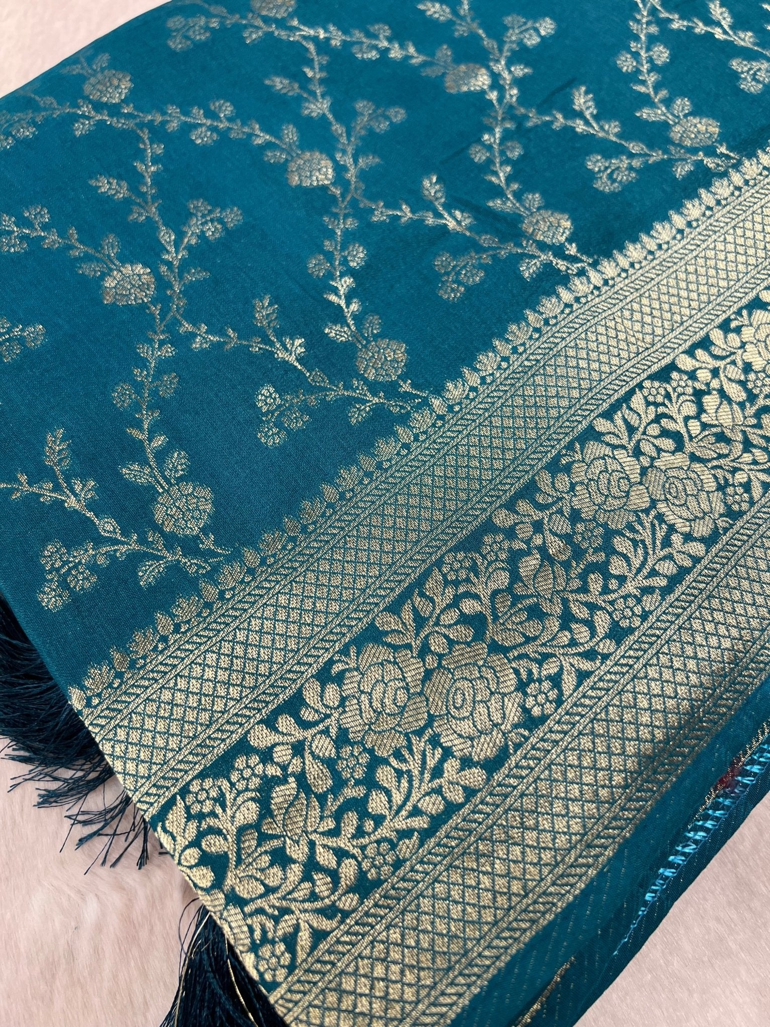 Premium Viscose Silk Saree - Kanjeevaram Silk Mandir