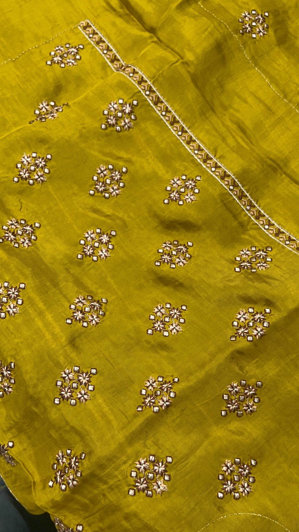 Premium Viscose Silk Saree - Kanjeevaram Silk Mandir