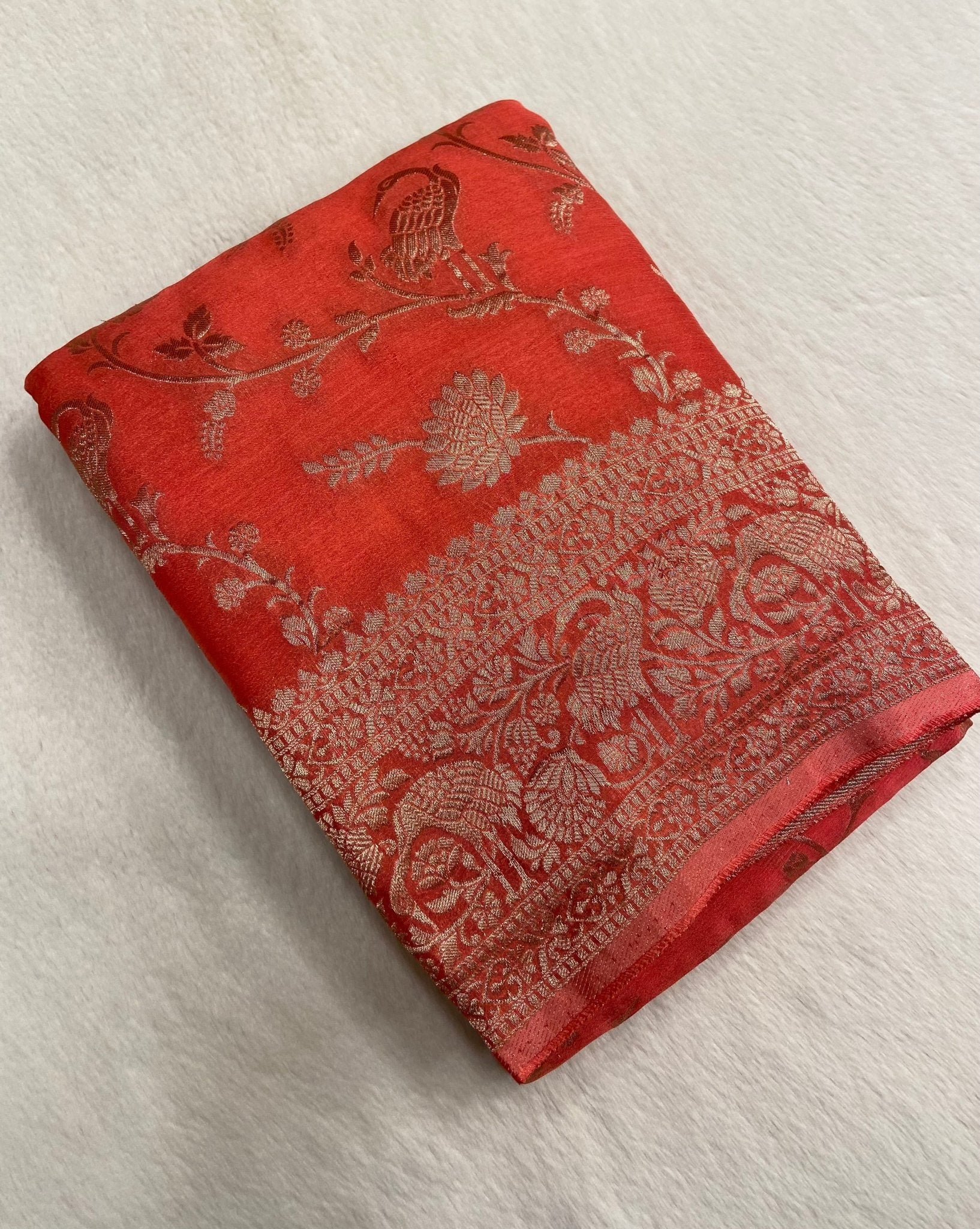 Premium Wrinkle Crepe Silk Saree✨ - Kanjeevaram Silk Mandir
