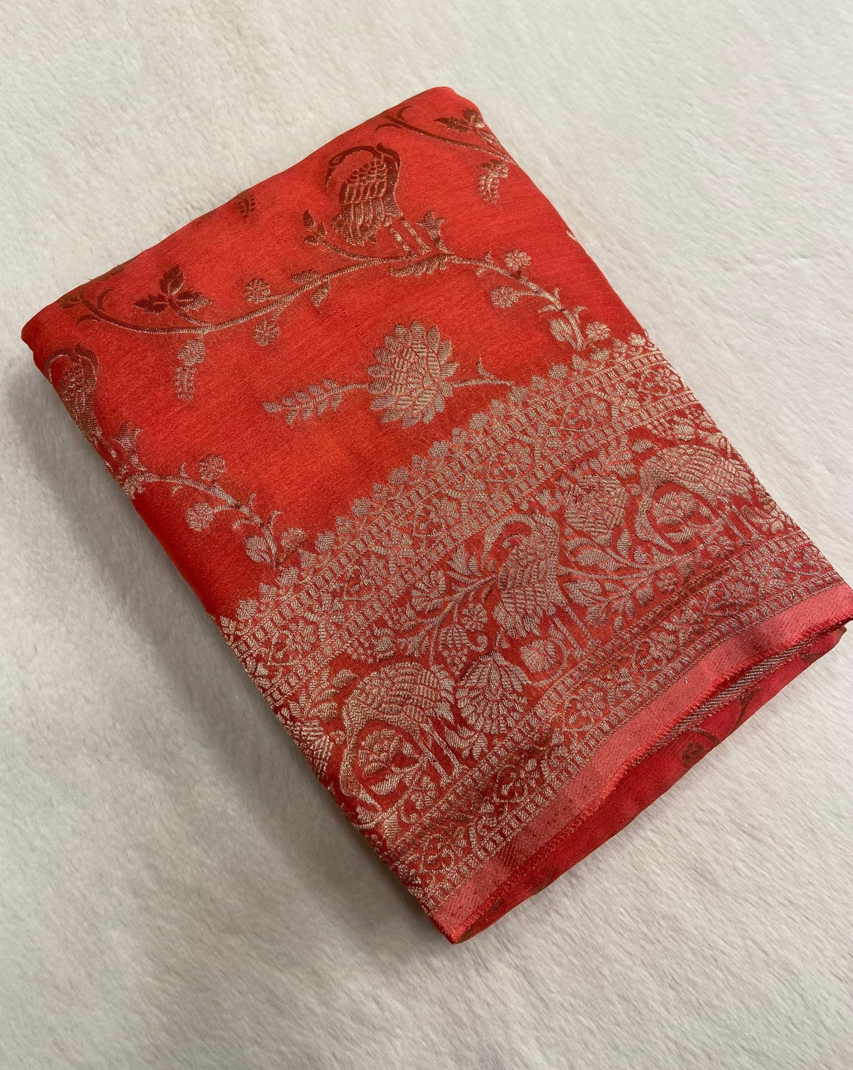 Premium Wrinkle Crepe Silk Saree✨ - Kanjeevaram Silk Mandir