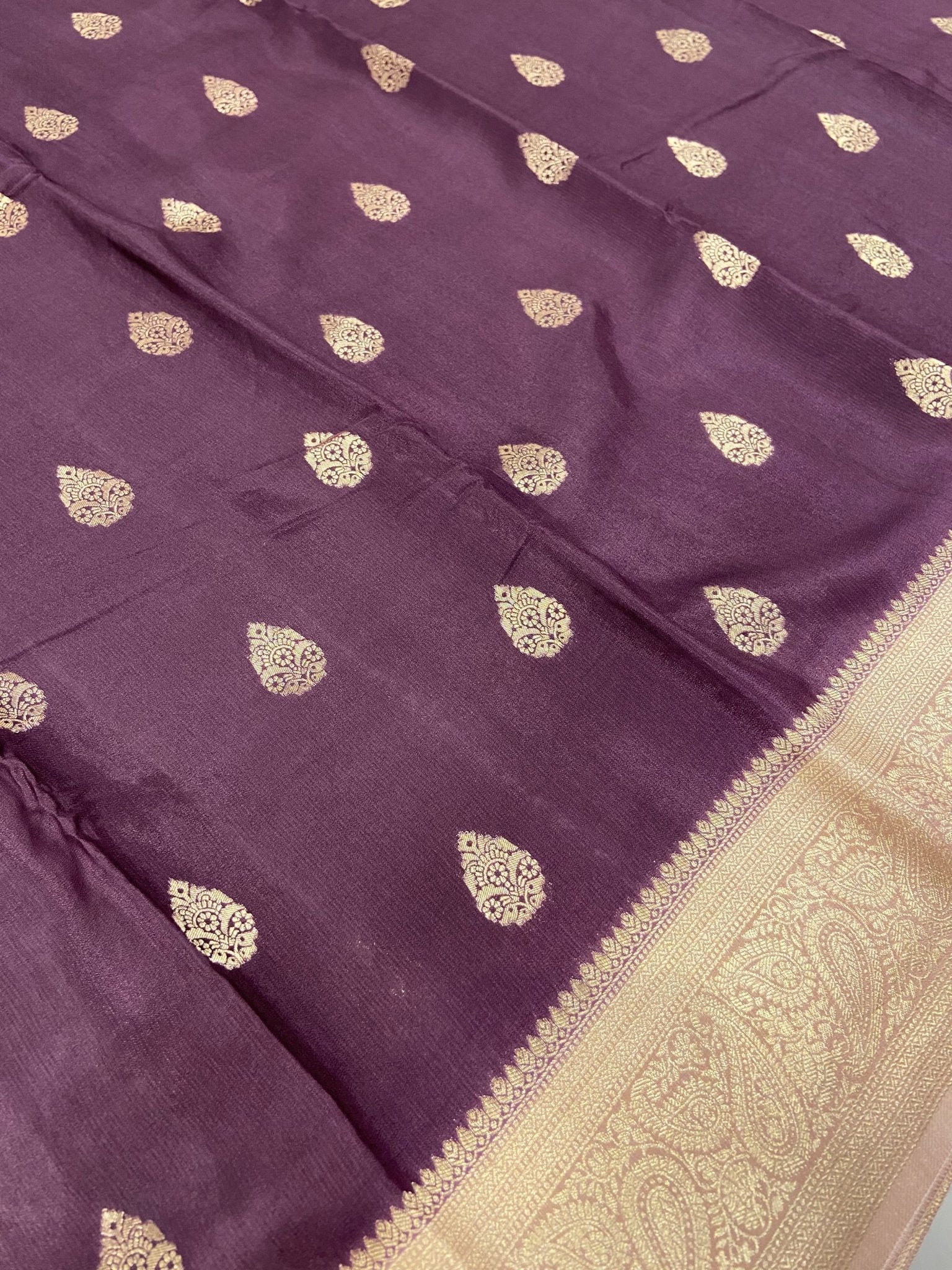Premium Wrinkle Crepe Silk Saree - Kanjeevaram Silk Mandir
