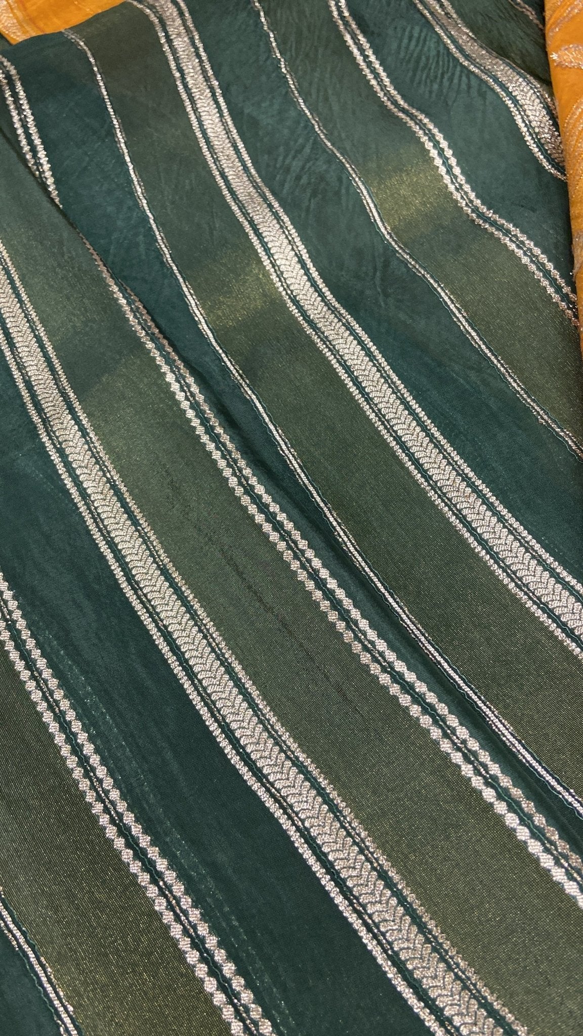 Pure Chinnon Saree💫 - Kanjeevaram Silk Mandir