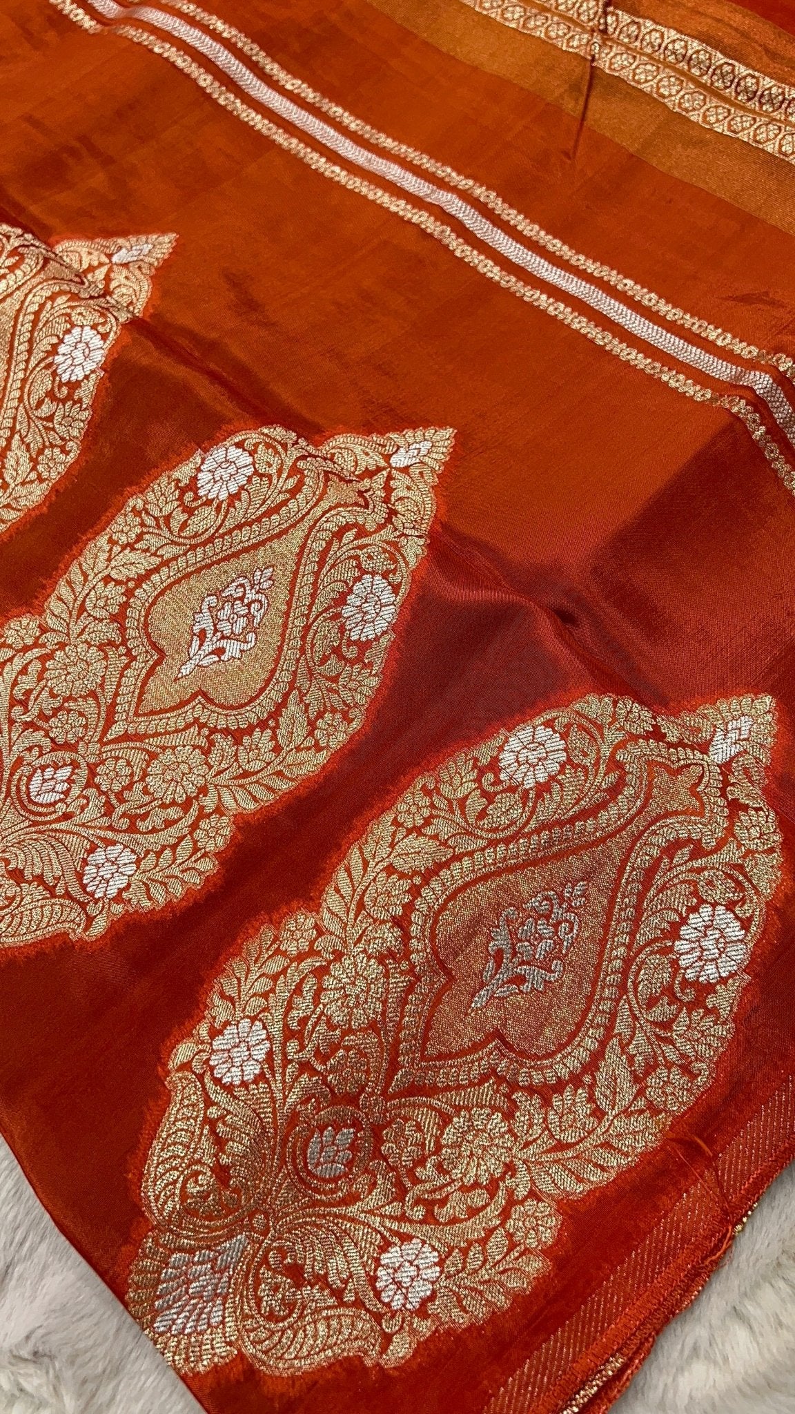 Pure Chinnon Saree - Kanjeevaram Silk Mandir
