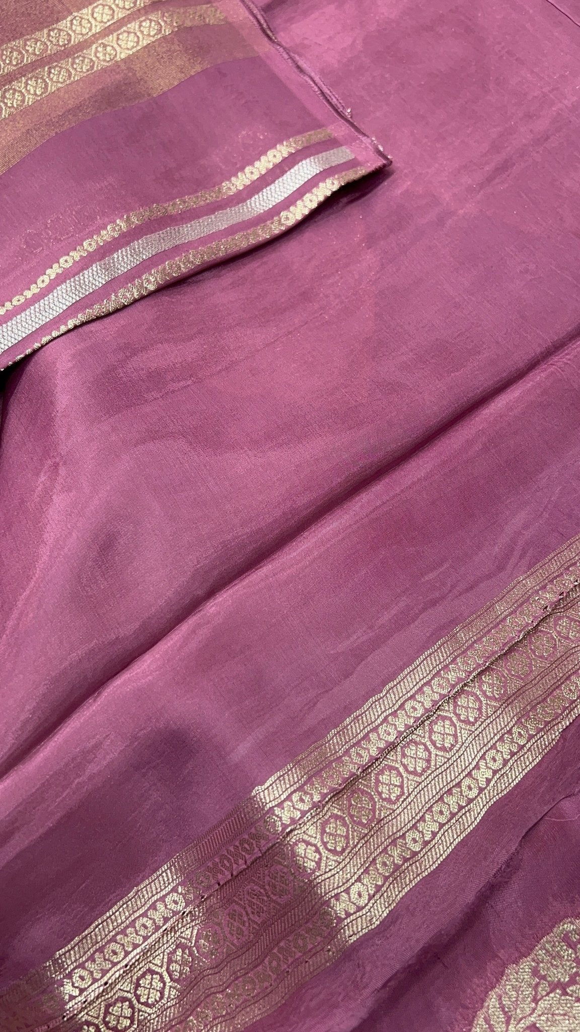 Pure Chinnon Saree - Kanjeevaram Silk Mandir