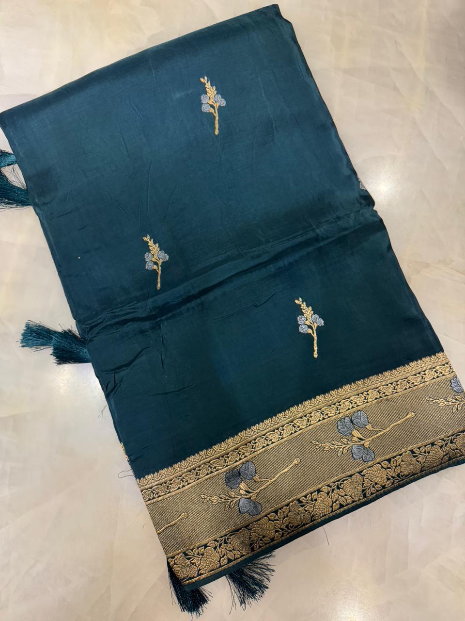 Pure crepe chinnon saree - Kanjeevaram Silk Mandir
