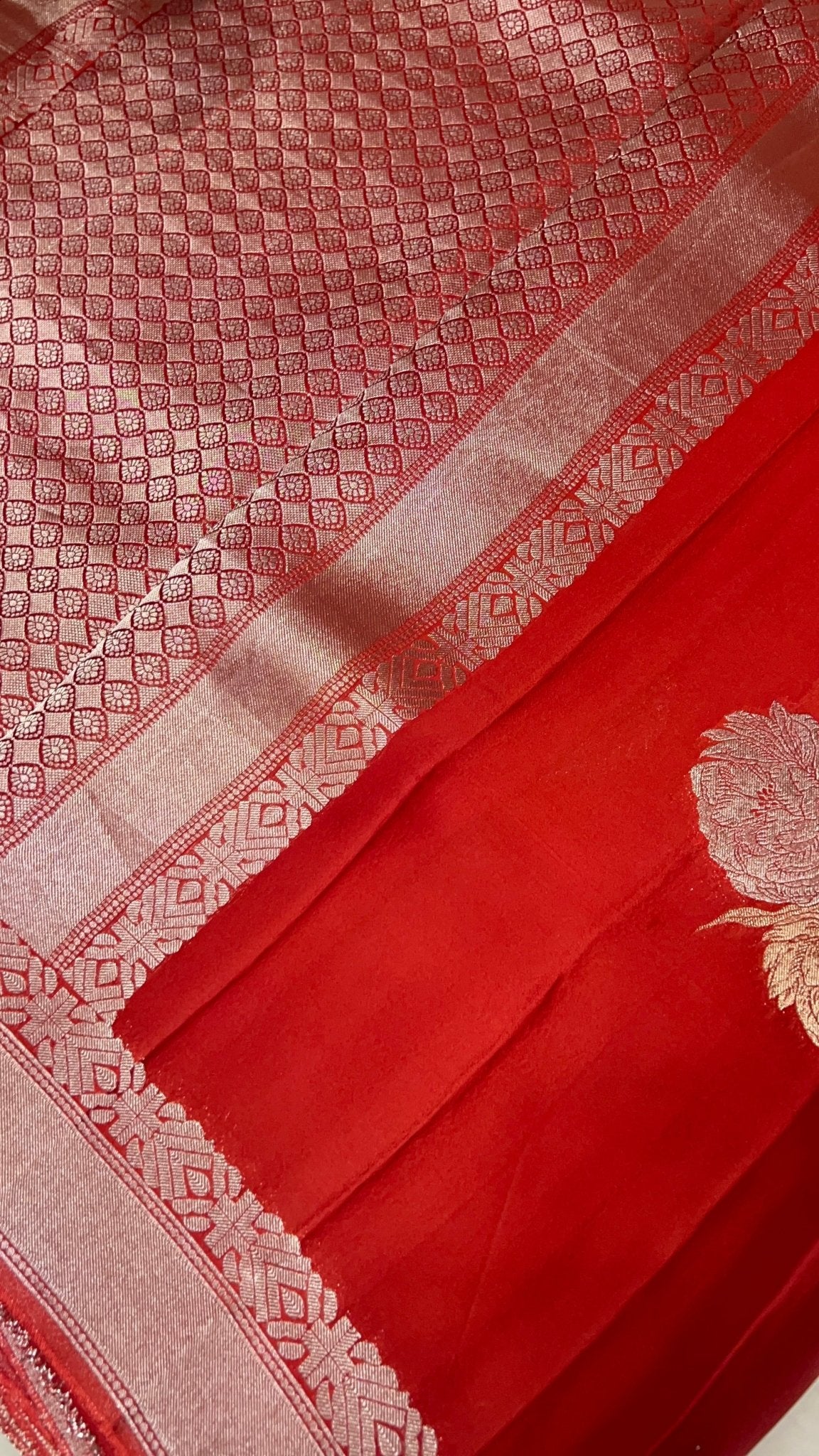 Pure Crepe satin silk saree - Kanjeevaram Silk Mandir