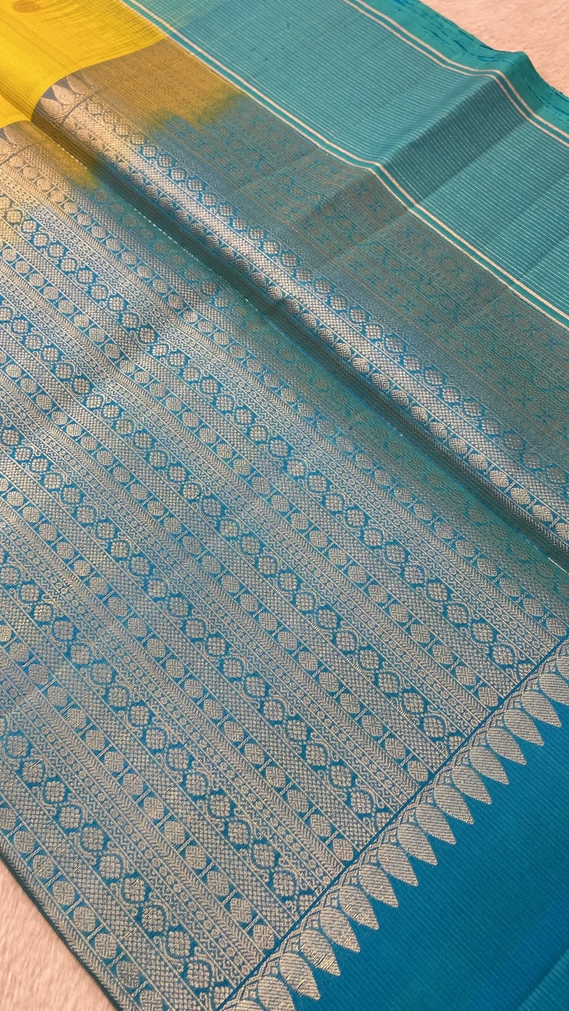 Pure Handloom Kanjeevaram Soft Silk Mark Certified Saree - Kanjeevaram Silk Mandir