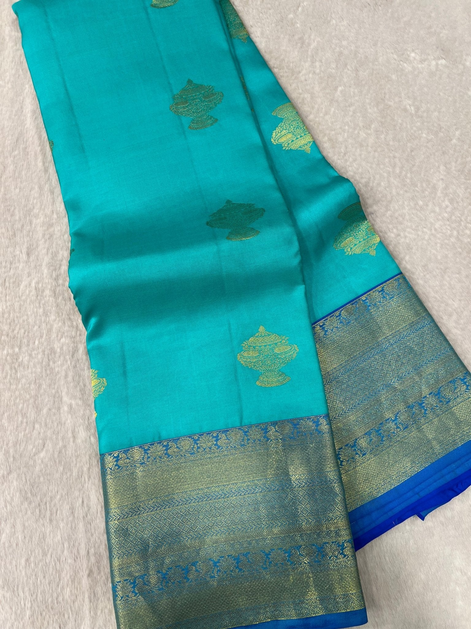Pure Kanjeevaram Silk Certified Saree - Kanjeevaram Silk Mandir