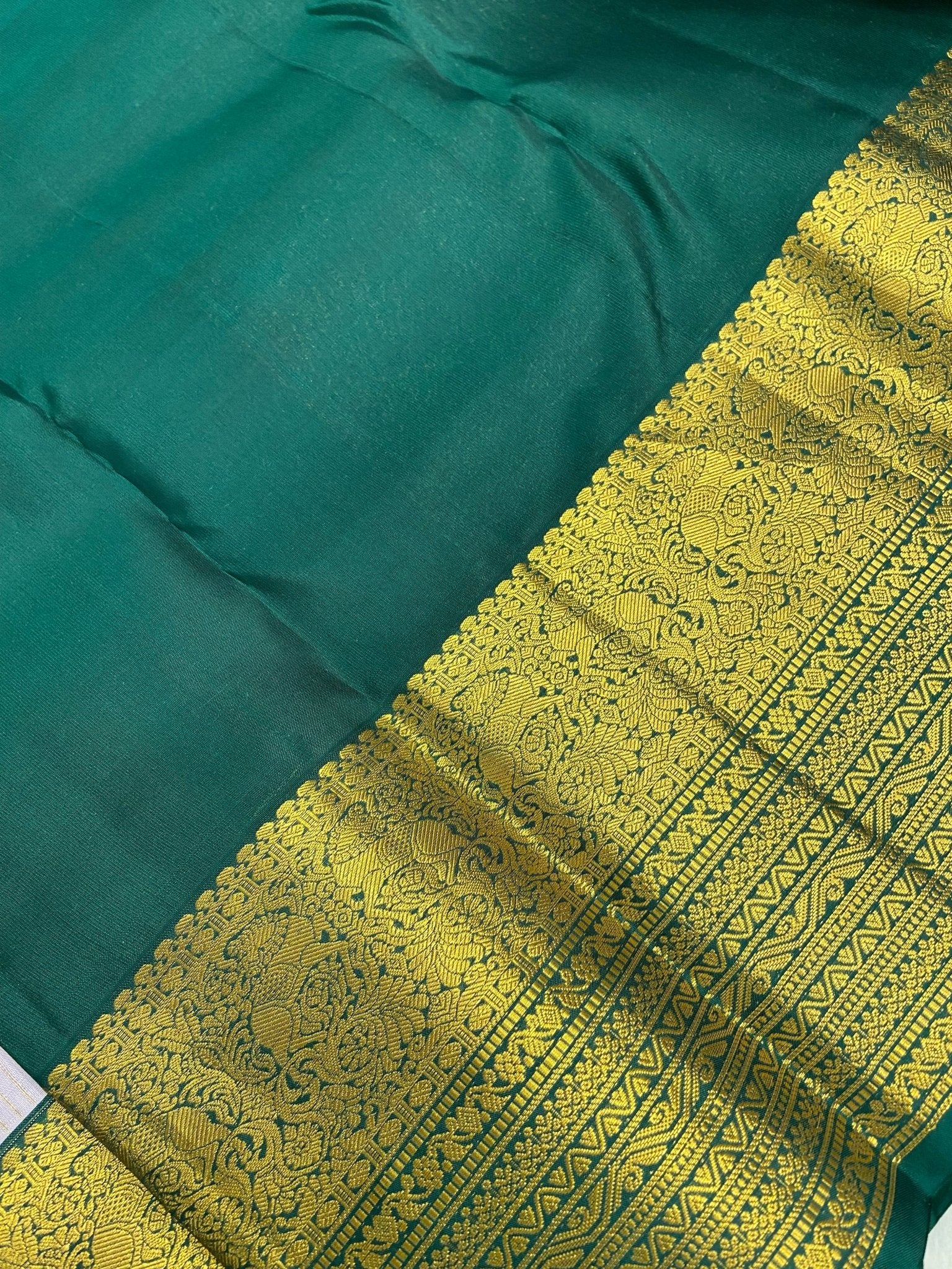 Pure Kanjeevaram silk mark certified saree - Kanjeevaram Silk Mandir