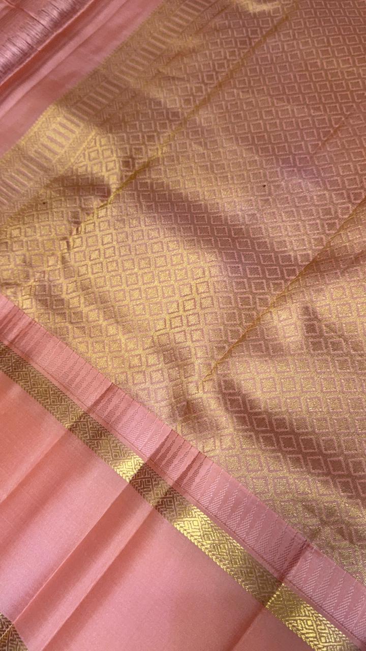 Pure Kanjeevaram silk mark certified saree (Dark Coffee brown X Peach) - Kanjeevaram Silk Mandir