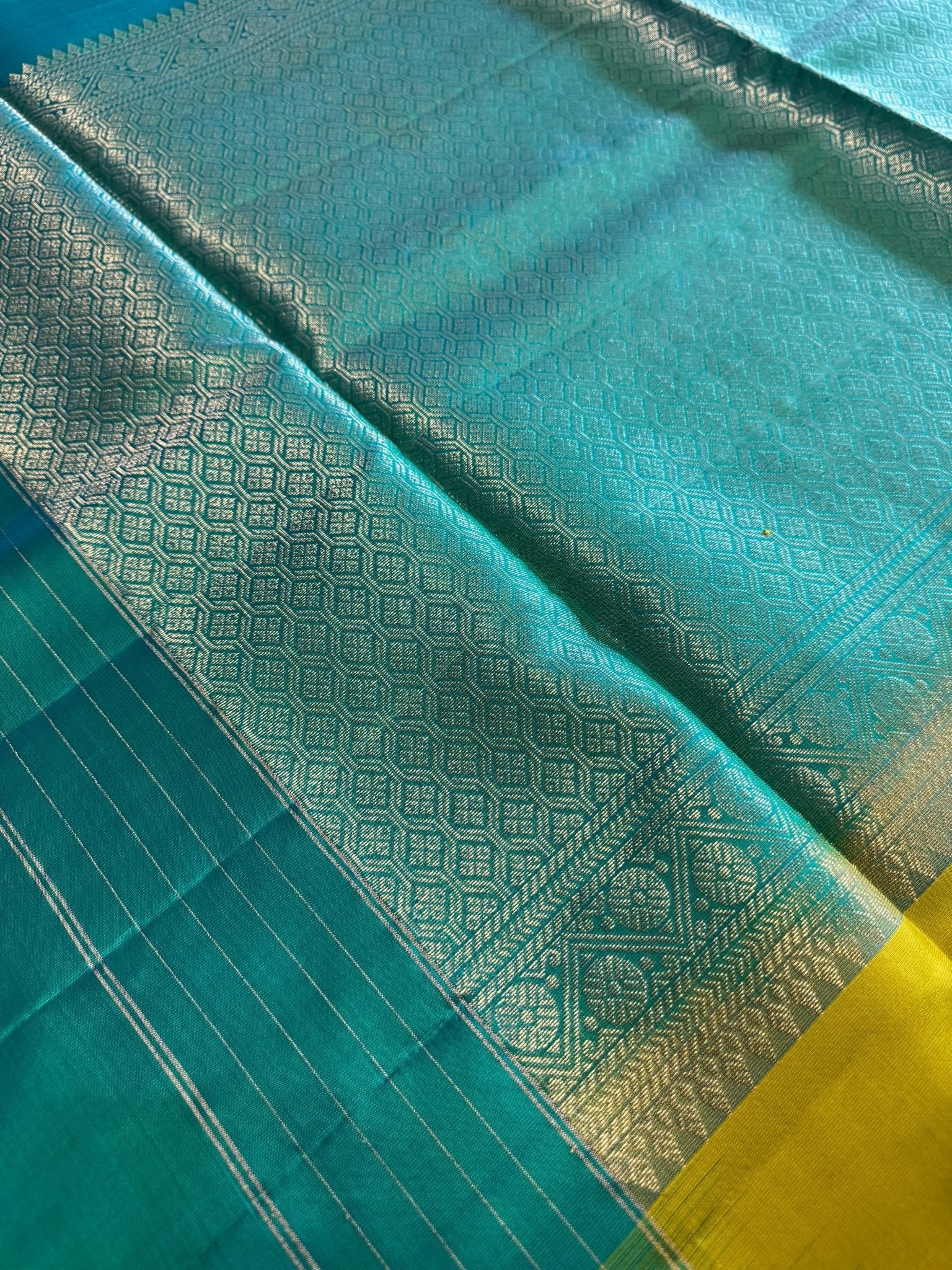 Pure Kanjeevaram soft silk saree - Silk mark certified - Kanjeevaram Silk Mandir