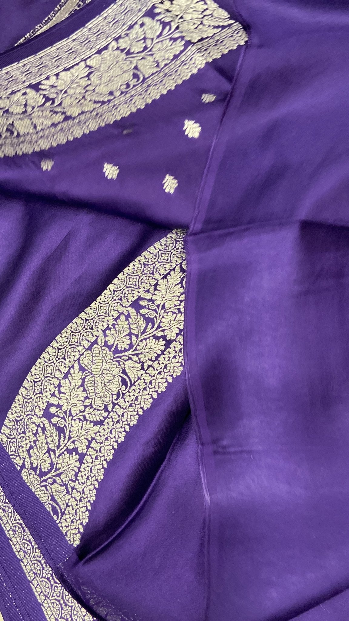 Pure Mashru Crepe Satin Silk Saree - Kanjeevaram Silk Mandir