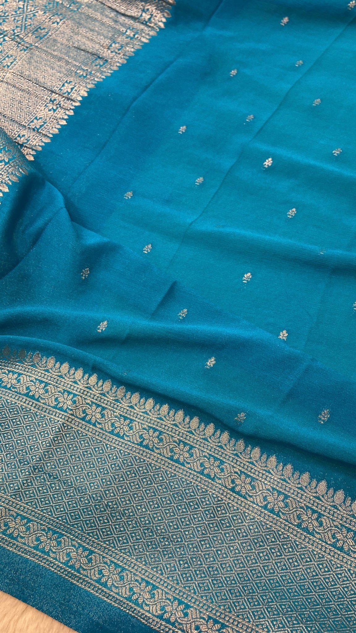 Pure Mix Banarasi Georgette Dual Tone Saree - Kanjeevaram Silk Mandir