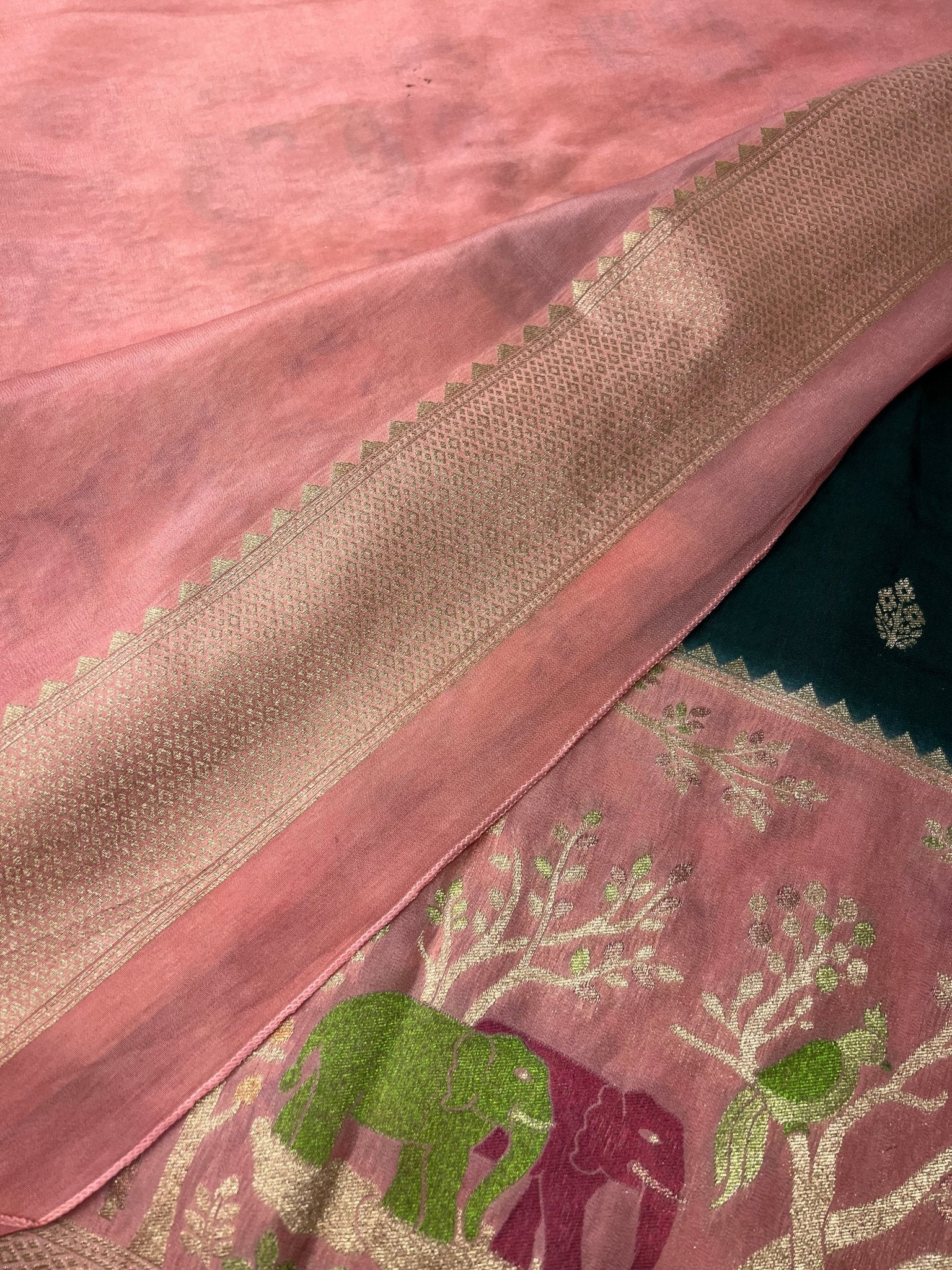 Pure Viscose Crepe Meena Rich Pallu Saree💚 - Kanjeevaram Silk Mandir
