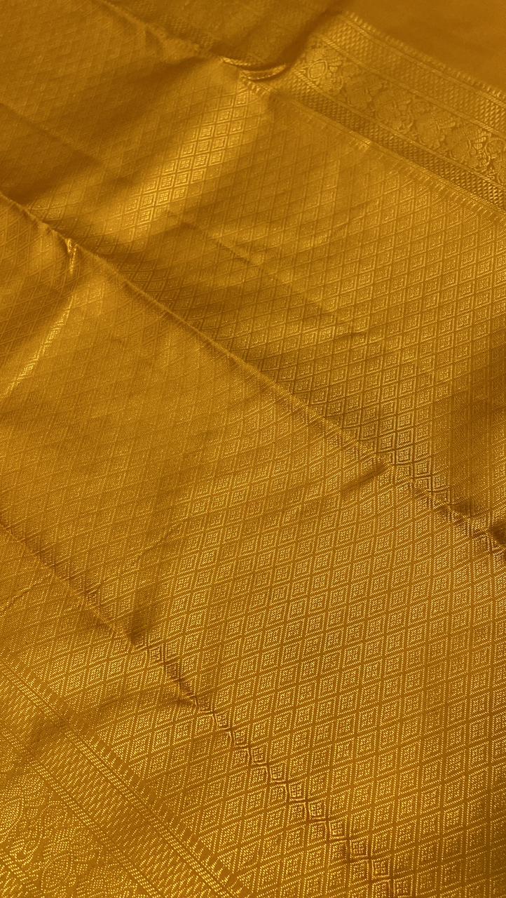 Pure zari handloom Kanjeevaram silk mark certified saree - Kanjeevaram Silk Mandir