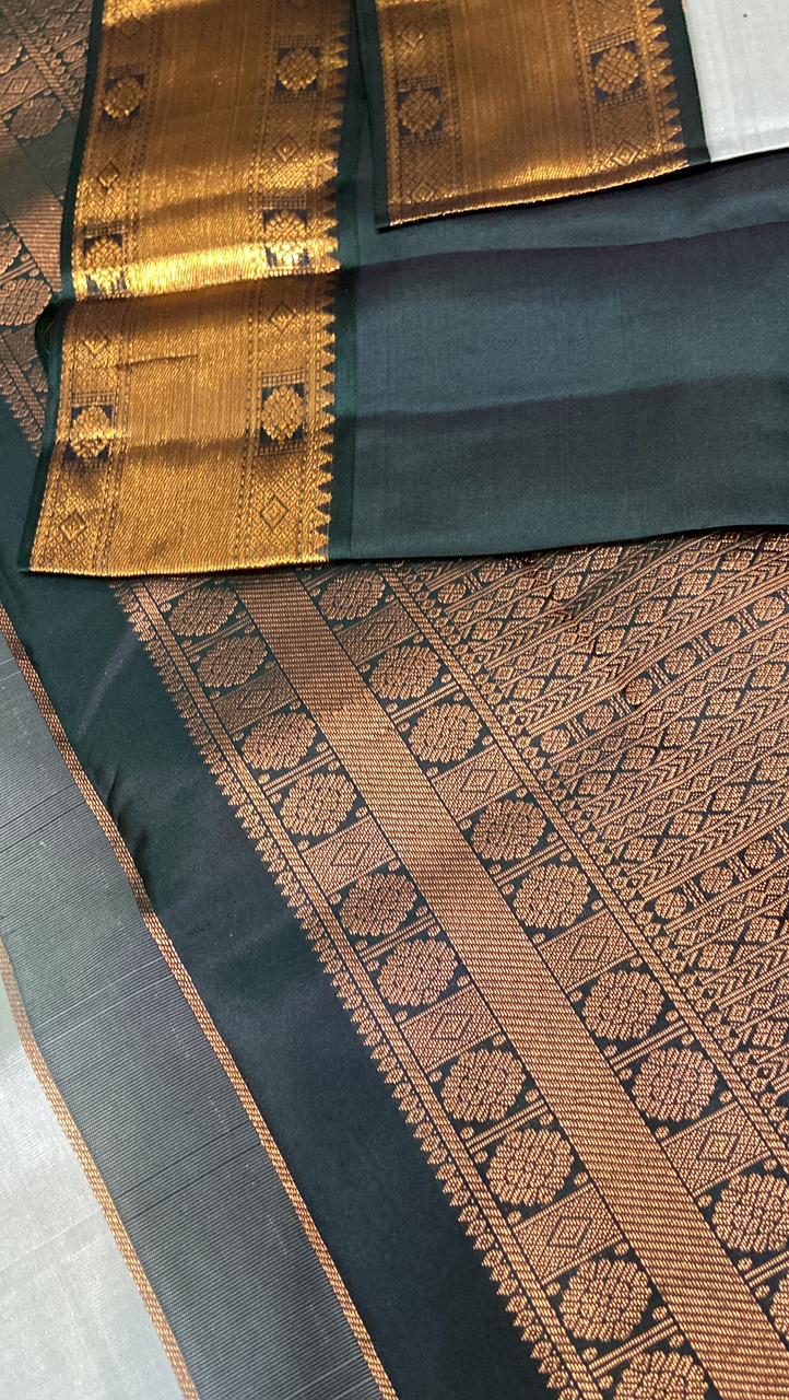 Pure Zari handloom Kanjeevaram silk mark certified saree - Kanjeevaram Silk Mandir