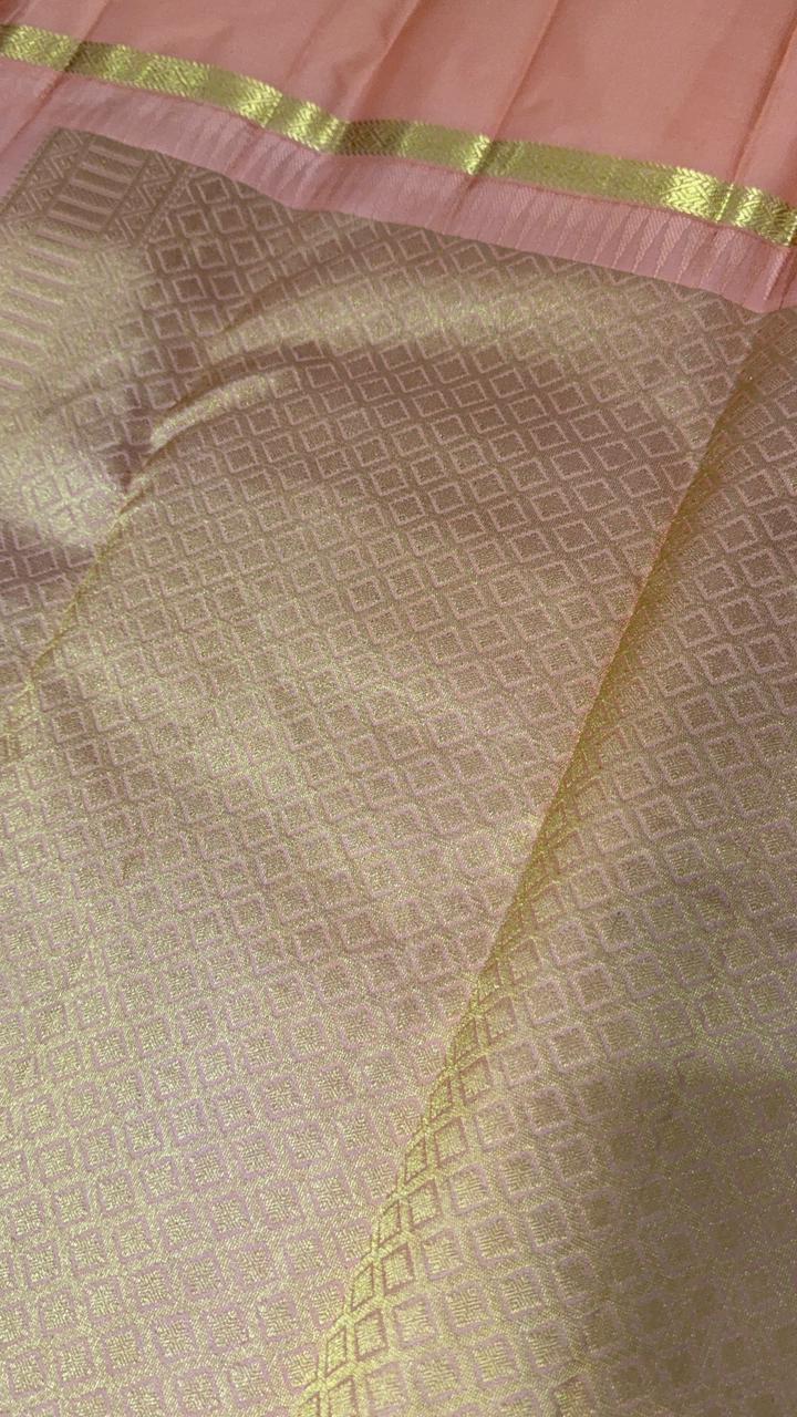 Pure zari handloom Kanjeevaram silk mark certified saree - Kanjeevaram Silk Mandir
