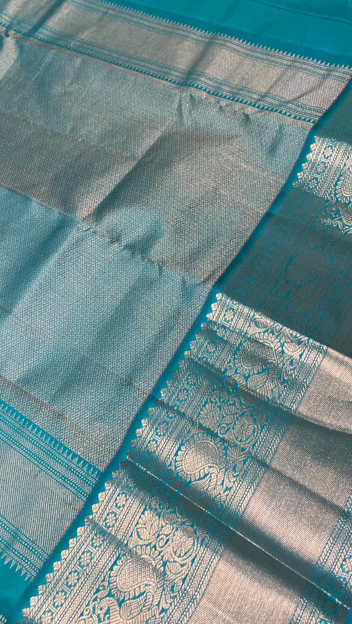 Pure zari handloom Kanjeevaram silk mark certified saree - Kanjeevaram Silk Mandir