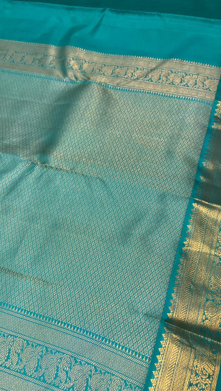 Pure Zari handloom Kanjeevaram silk mark certified saree - Kanjeevaram Silk Mandir