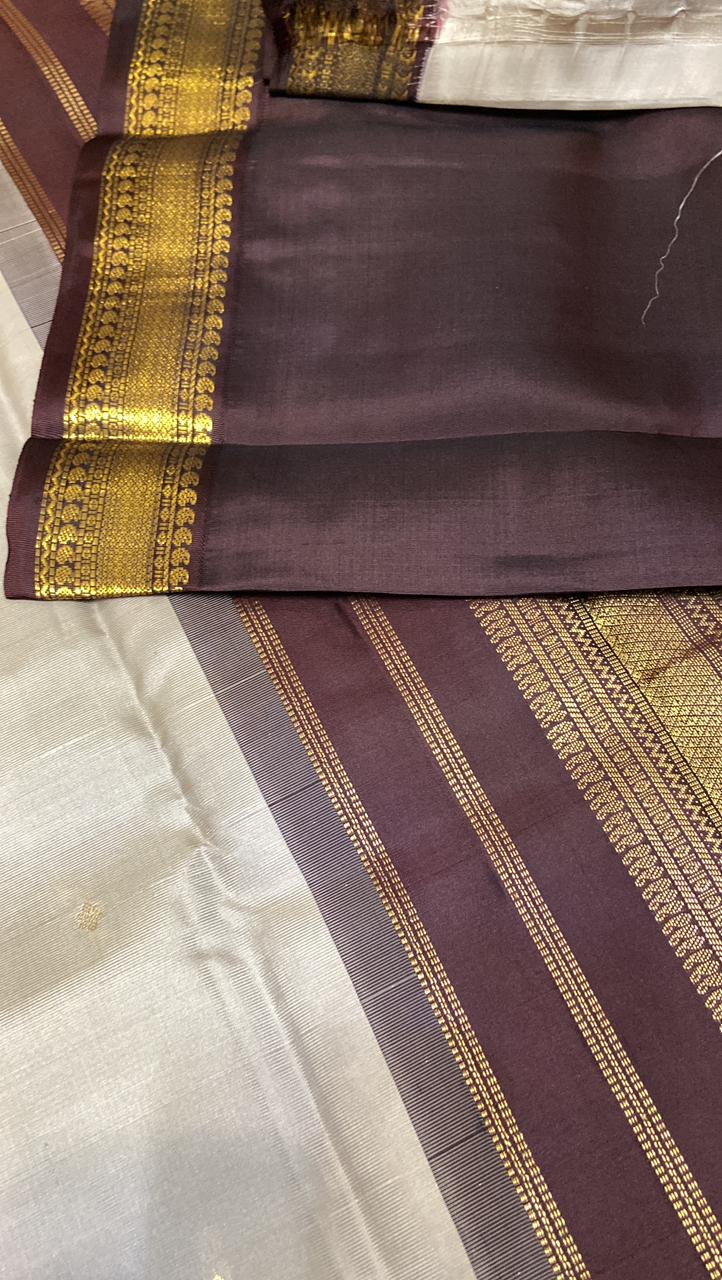 Pure Zari handloom Kanjeevaram silk mark certified saree - Kanjeevaram Silk Mandir