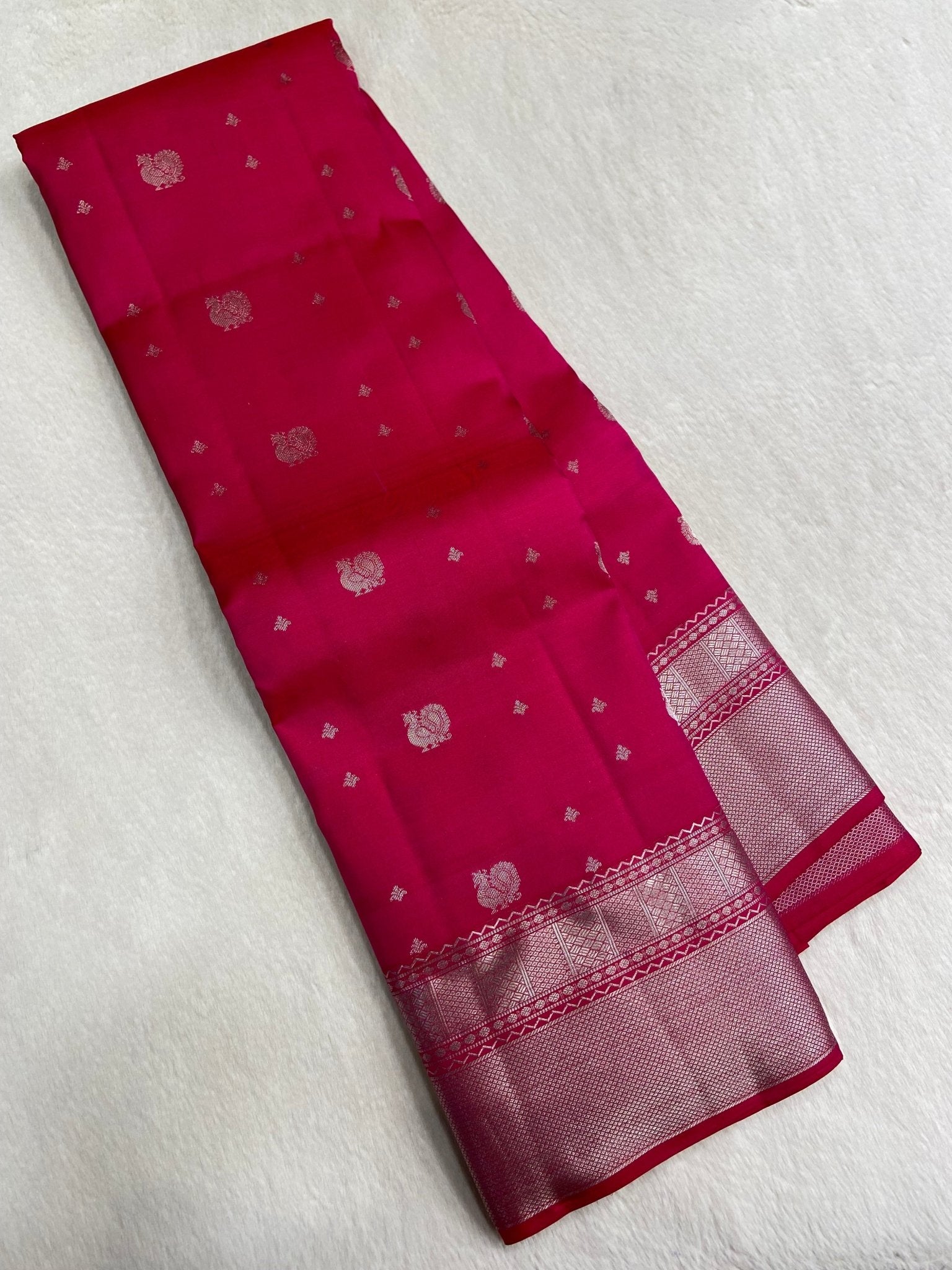 Pure Zari handloom Kanjeevaram silk mark certified saree - Kanjeevaram Silk Mandir