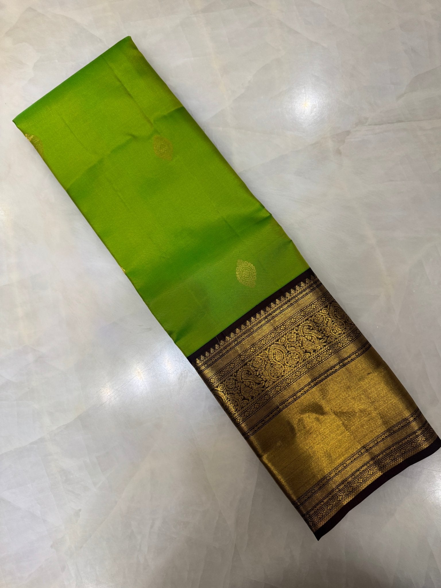 Pure zari handloom Kanjeevaram silk mark certified saree - Kanjeevaram Silk Mandir