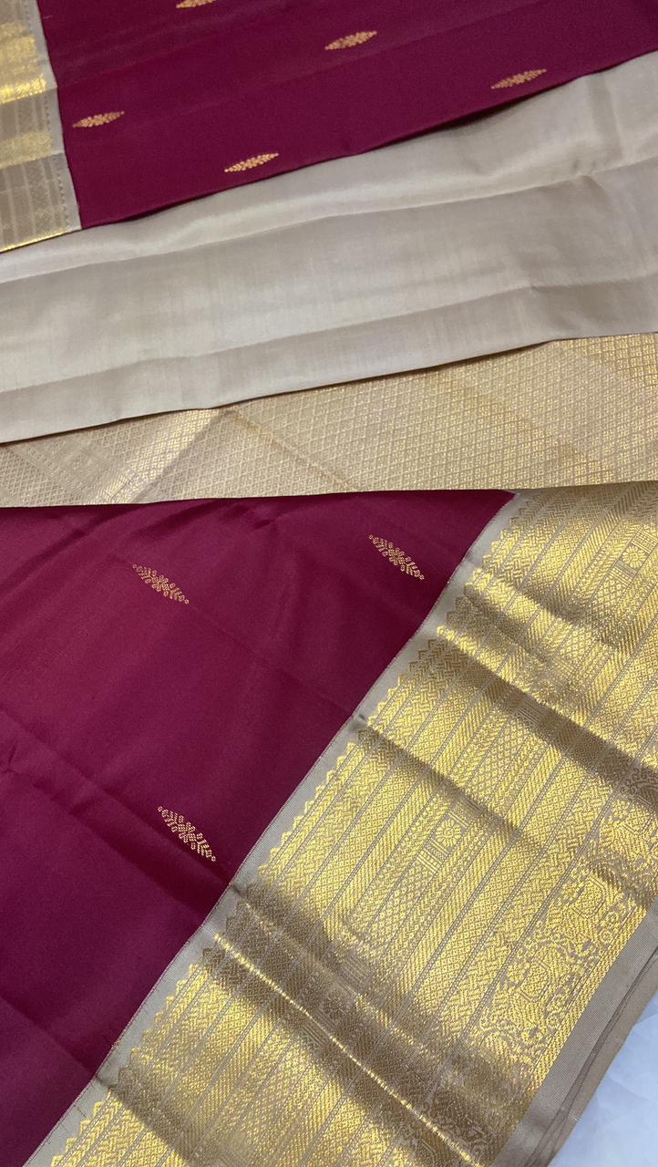 Pure Zari handloom Kanjeevaram silk mark certified saree - Kanjeevaram Silk Mandir