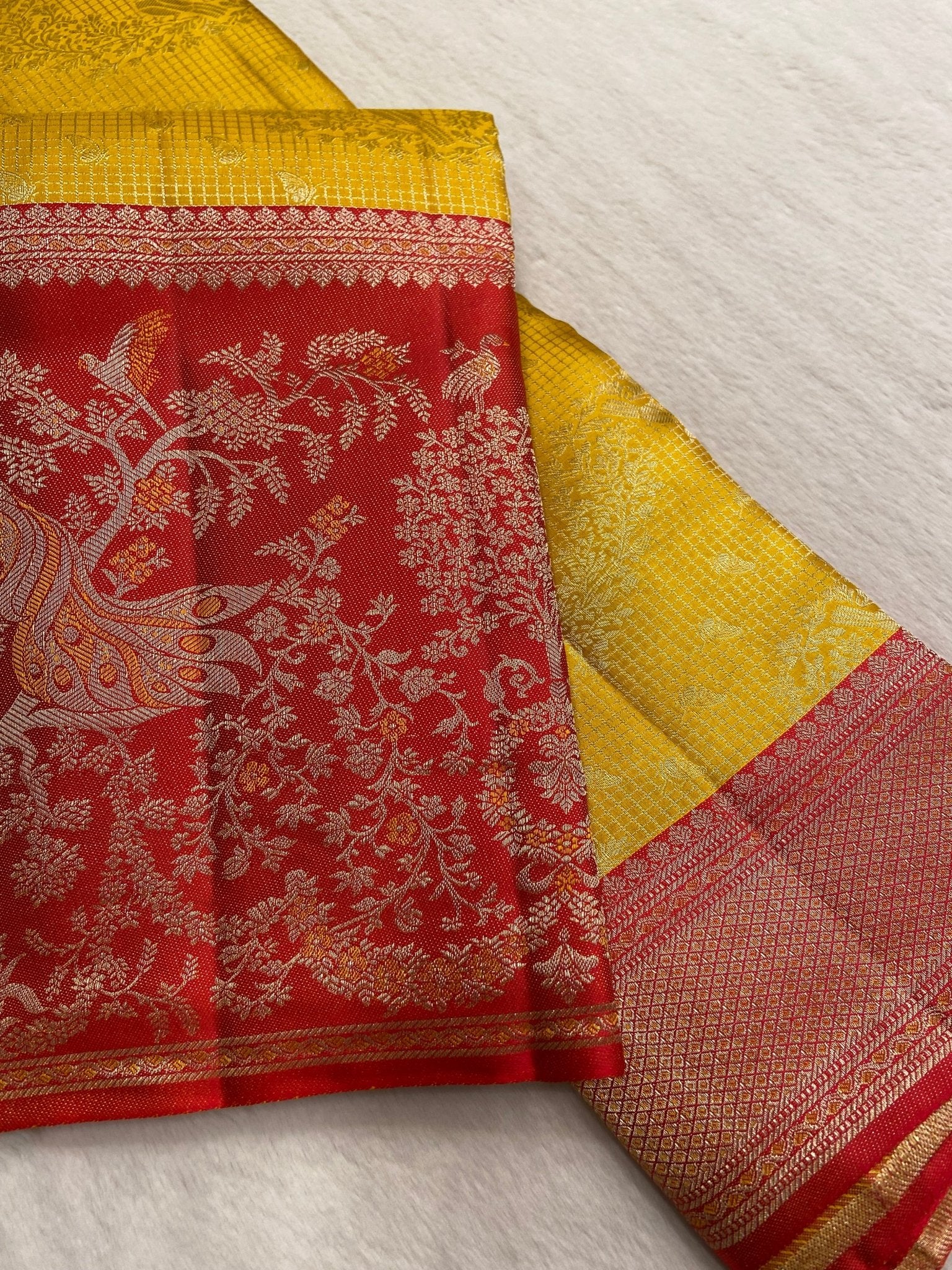 Pure Zari Handloom Kanjeevaram Silk Mark Certified Saree - Kanjeevaram Silk Mandir