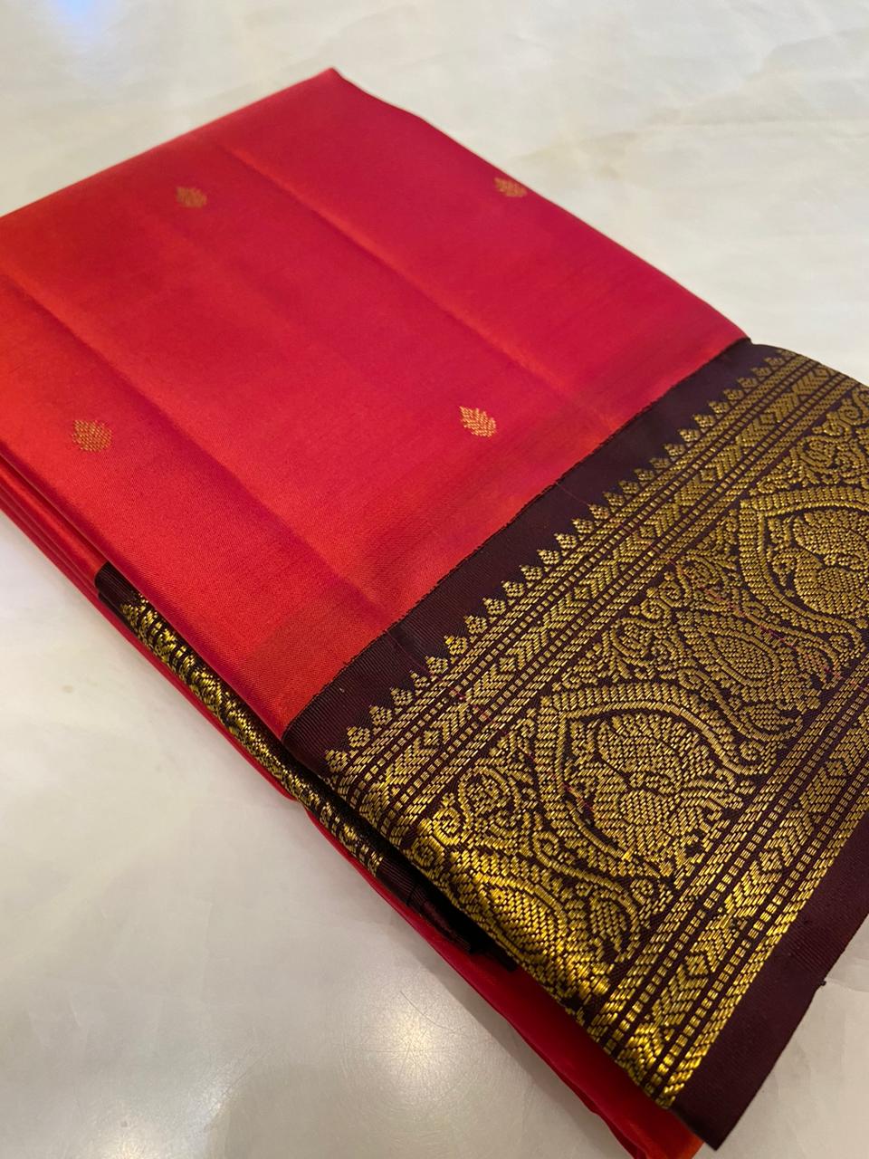 Pure Zari handloom Kanjeevaram silk mark certified saree - Kanjeevaram Silk Mandir