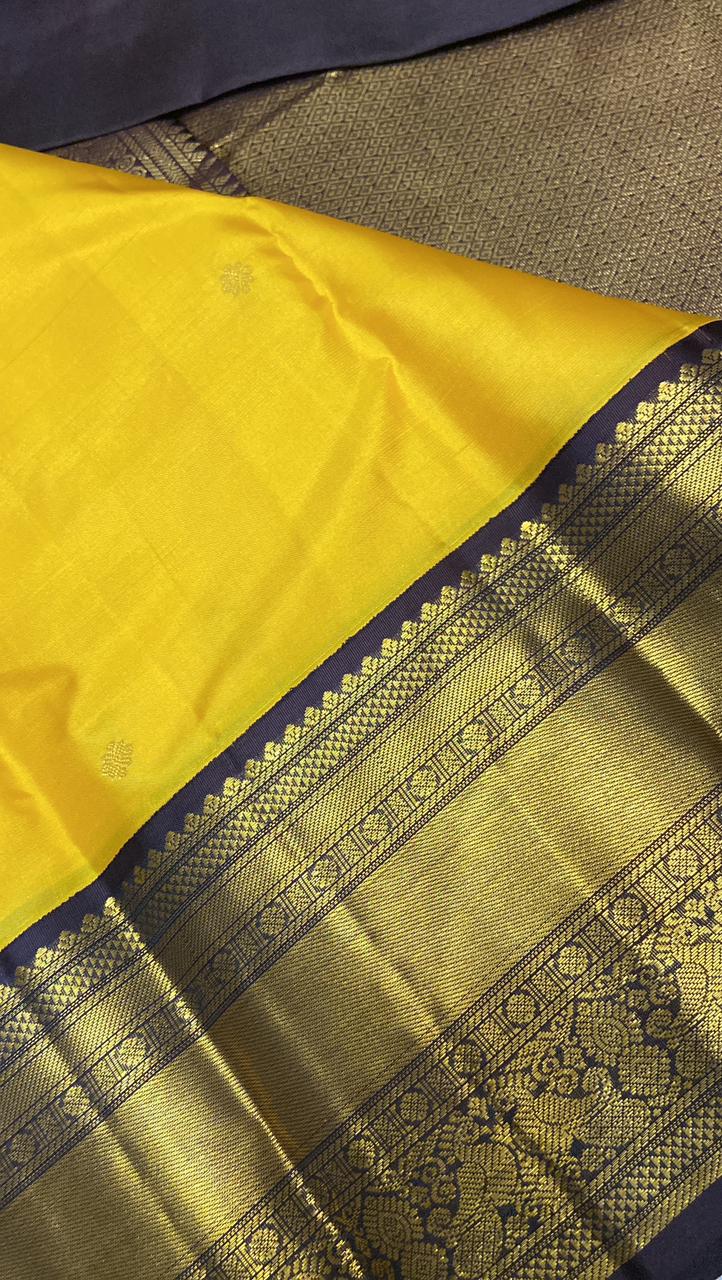 Pure zari handloom Kanjeevaram silk mark certified saree - Kanjeevaram Silk Mandir