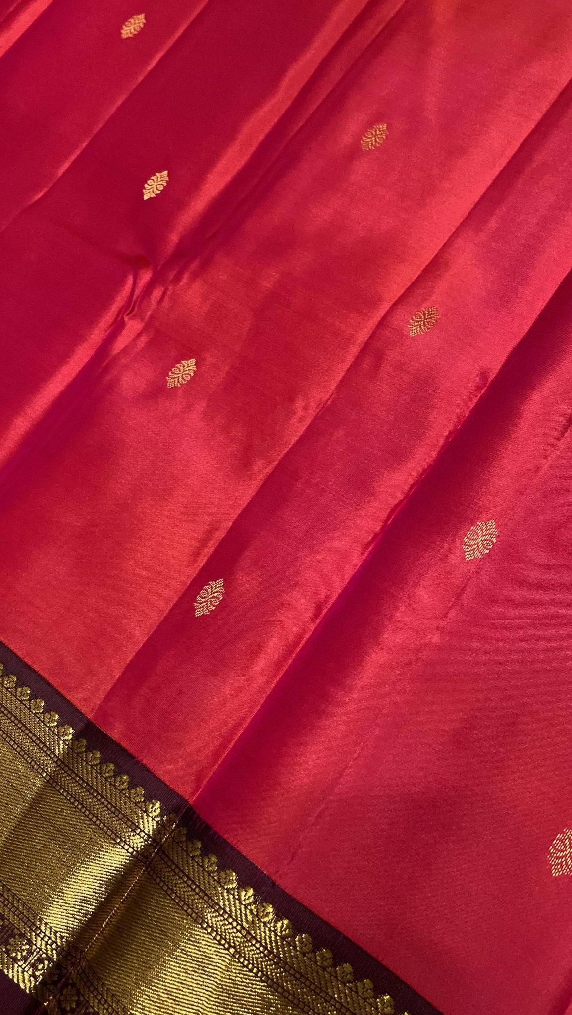 Pure Zari handloom Kanjeevaram silk mark certified saree - Kanjeevaram Silk Mandir