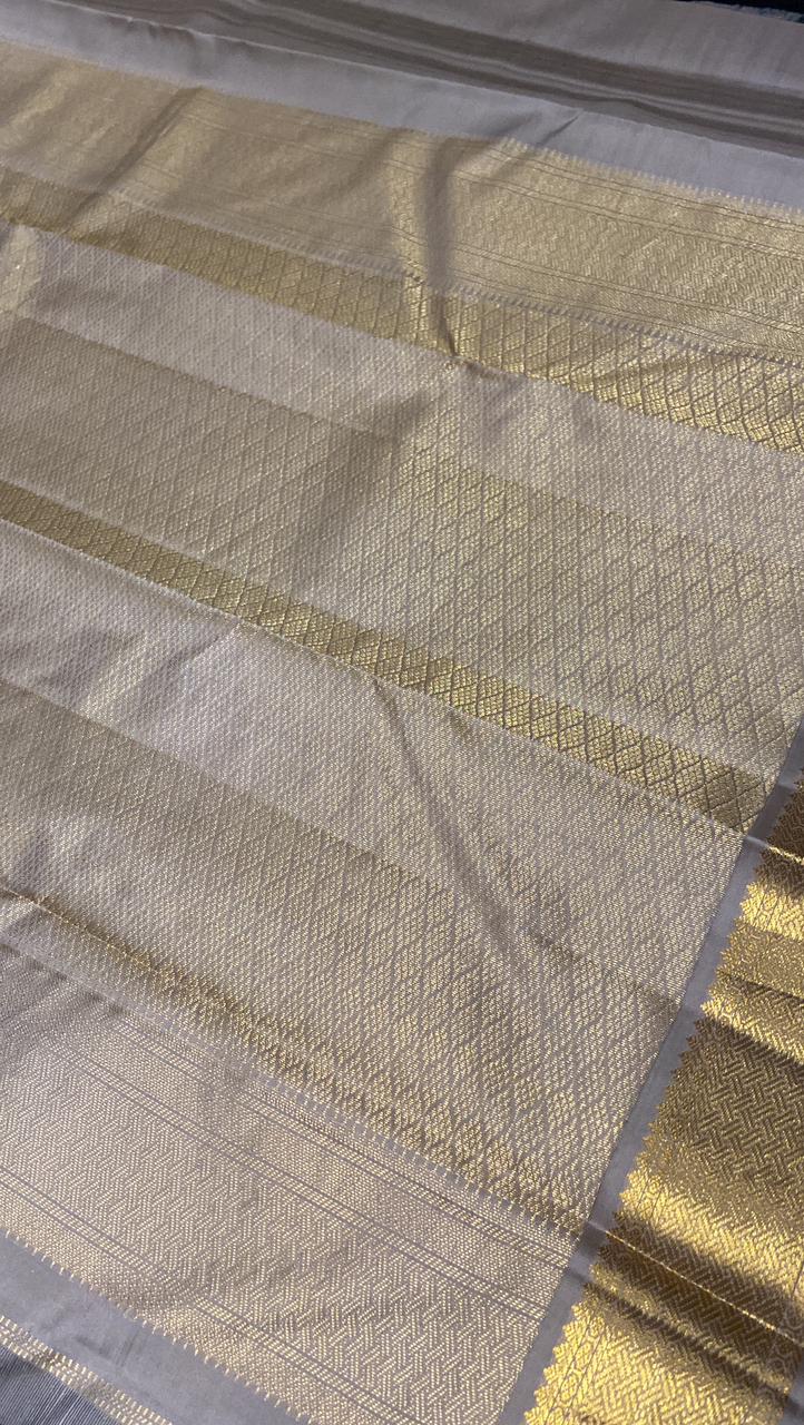 Pure Zari handloom Kanjeevaram silk mark certified saree - Kanjeevaram Silk Mandir
