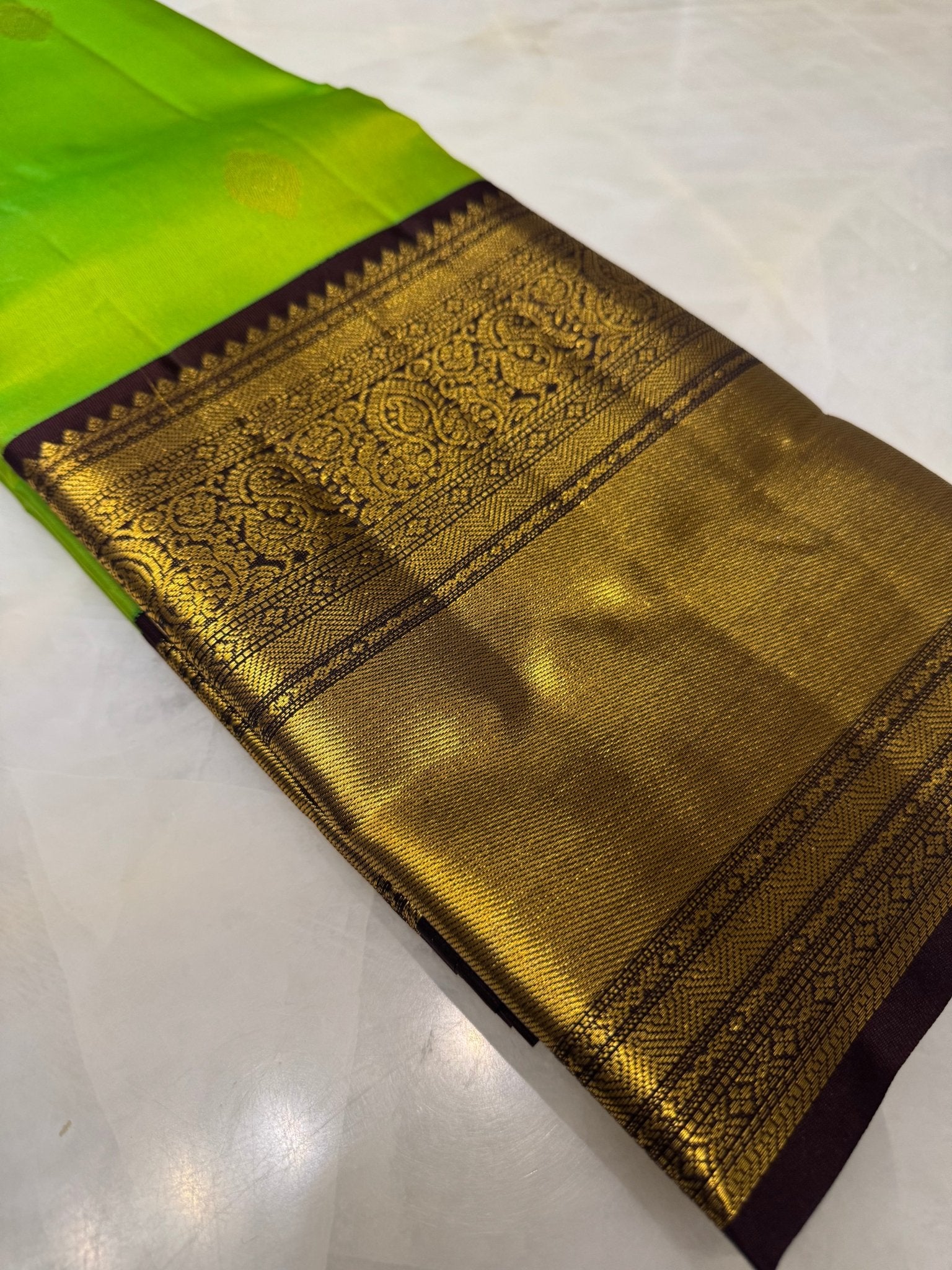 Pure zari handloom Kanjeevaram silk mark certified saree - Kanjeevaram Silk Mandir