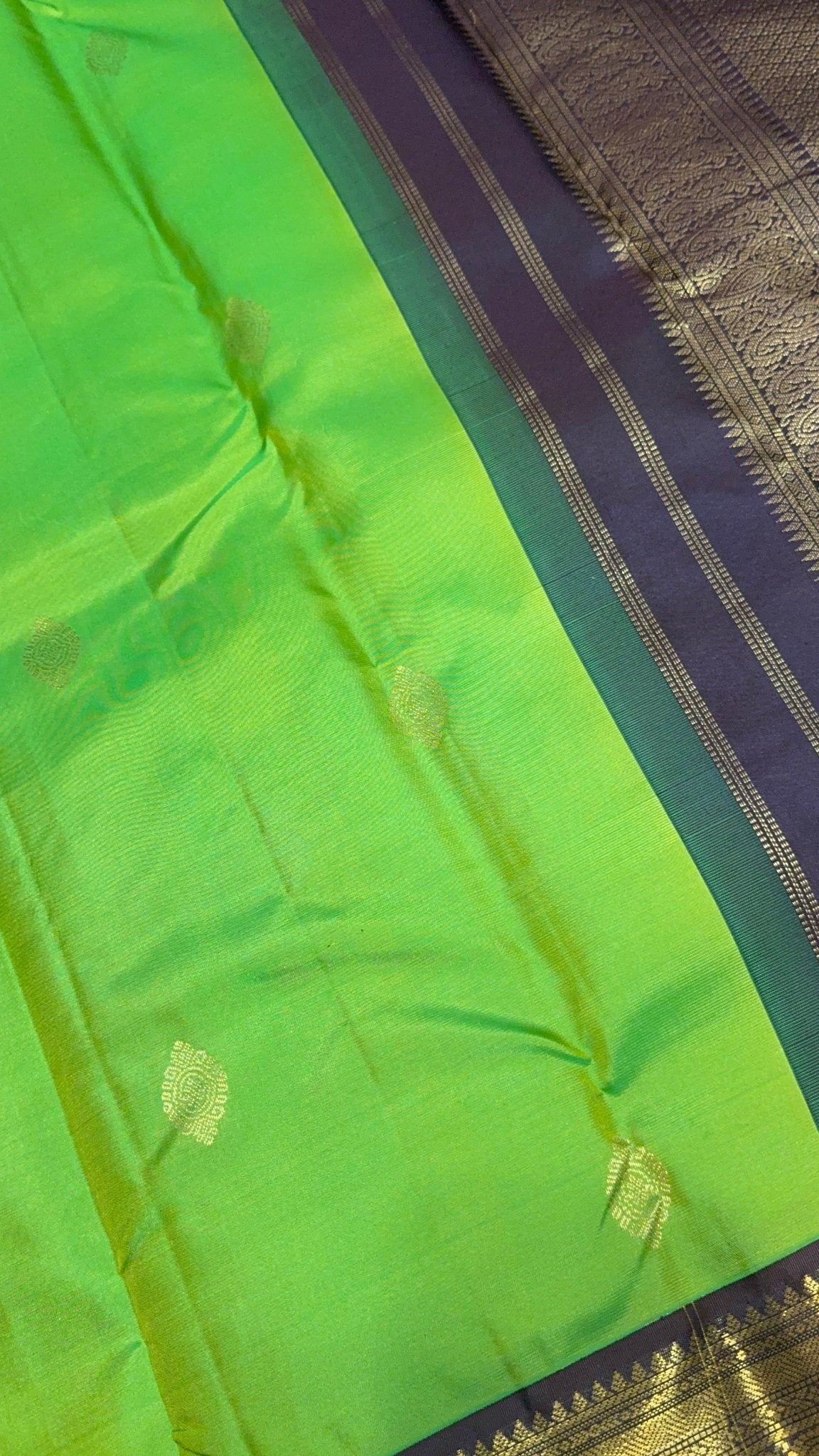 Pure zari handloom Kanjeevaram silk mark certified saree - Kanjeevaram Silk Mandir