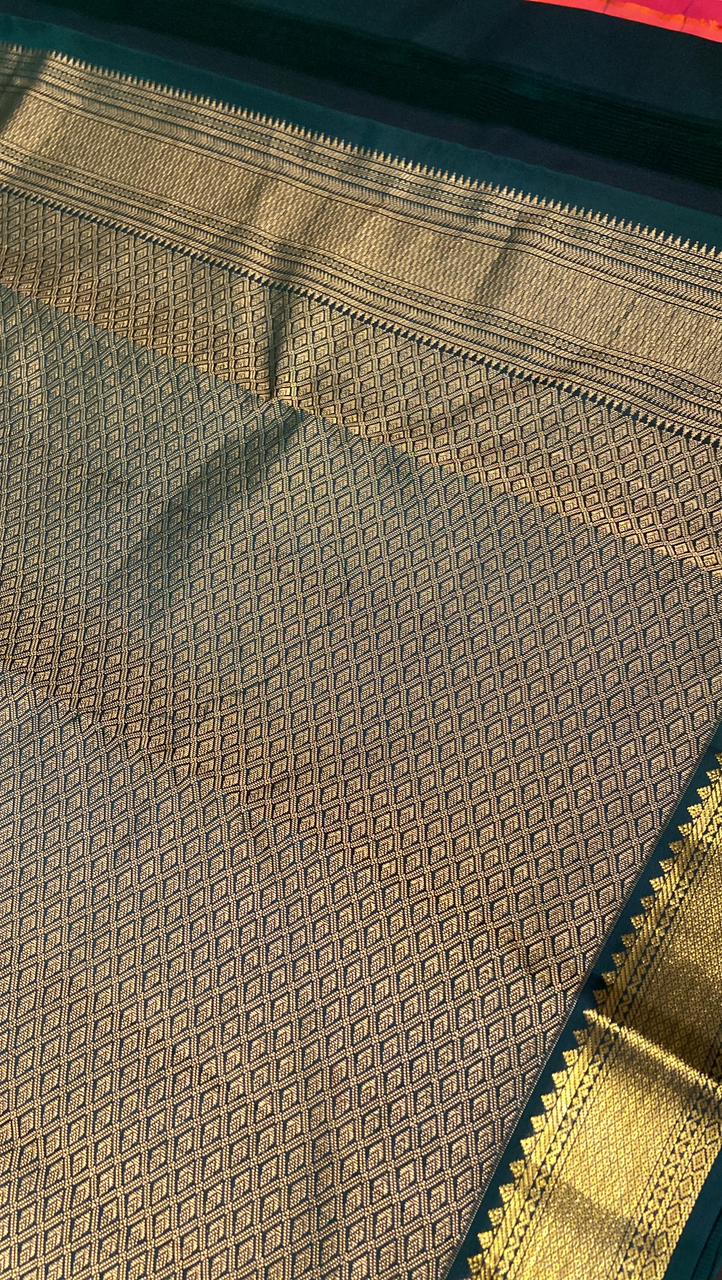 Pure Zari handloom Kanjeevaram silk mark certified saree - Kanjeevaram Silk Mandir