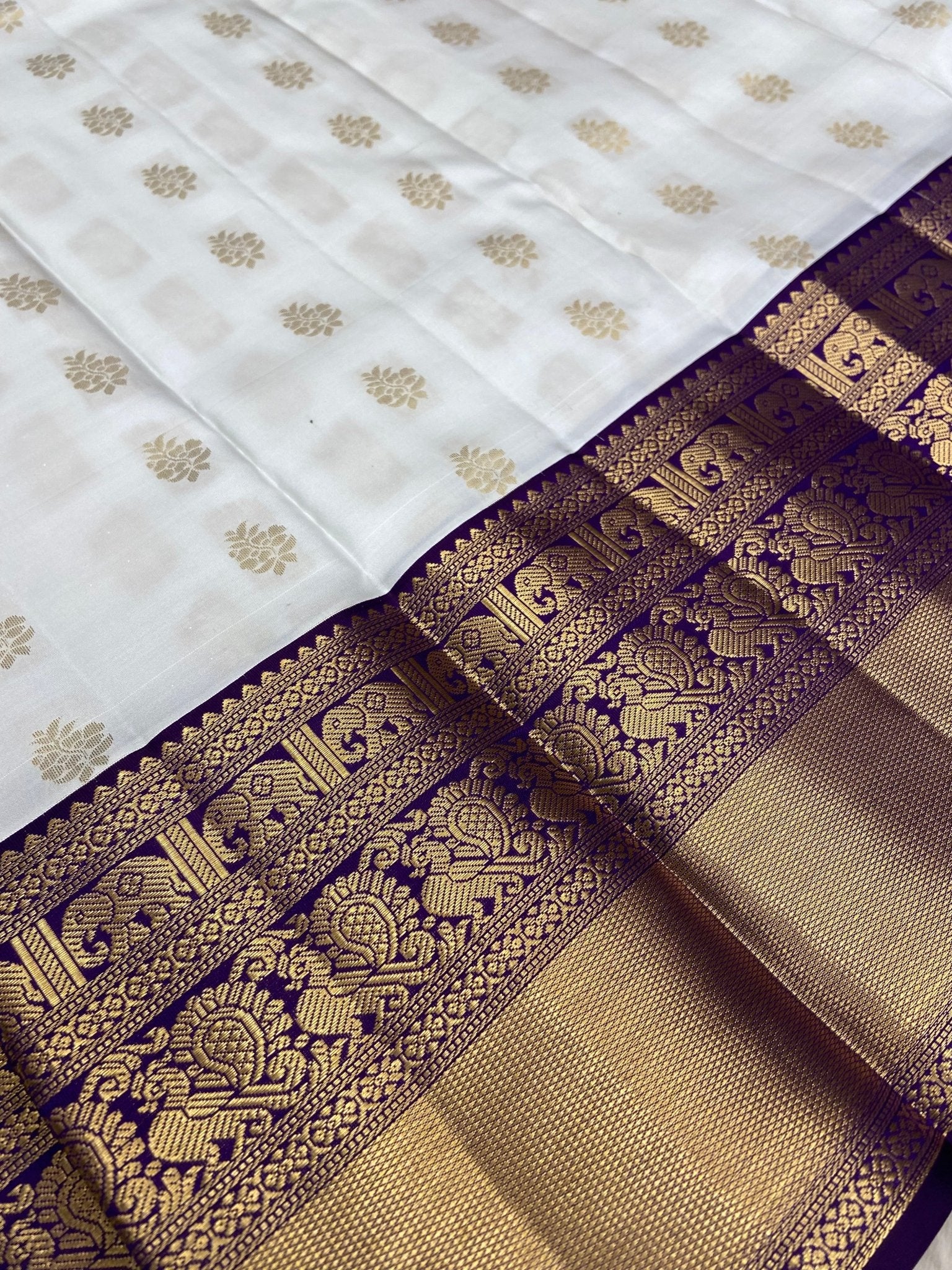 Pure Zari handloom Kanjeevaram silk mark certified saree - Kanjeevaram Silk Mandir