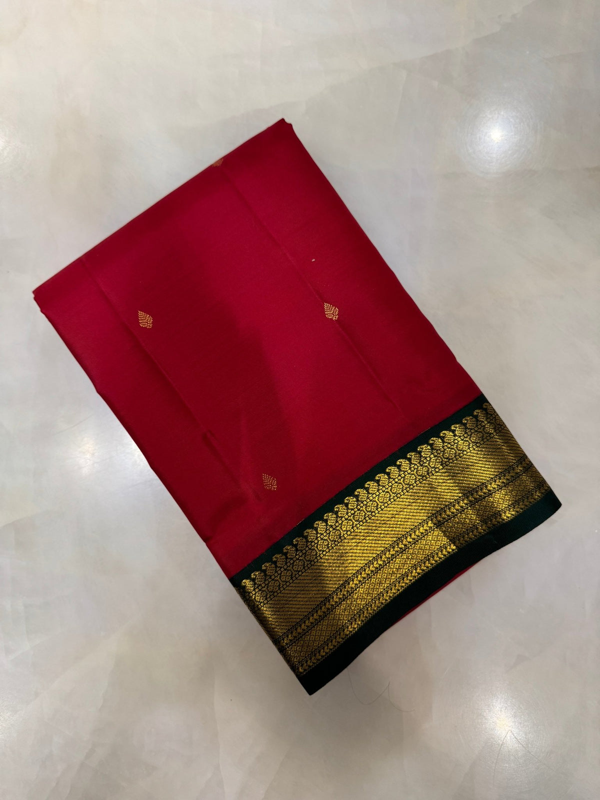 Pure zari handloom Kanjeevaram silk mark certified saree - Kanjeevaram Silk Mandir