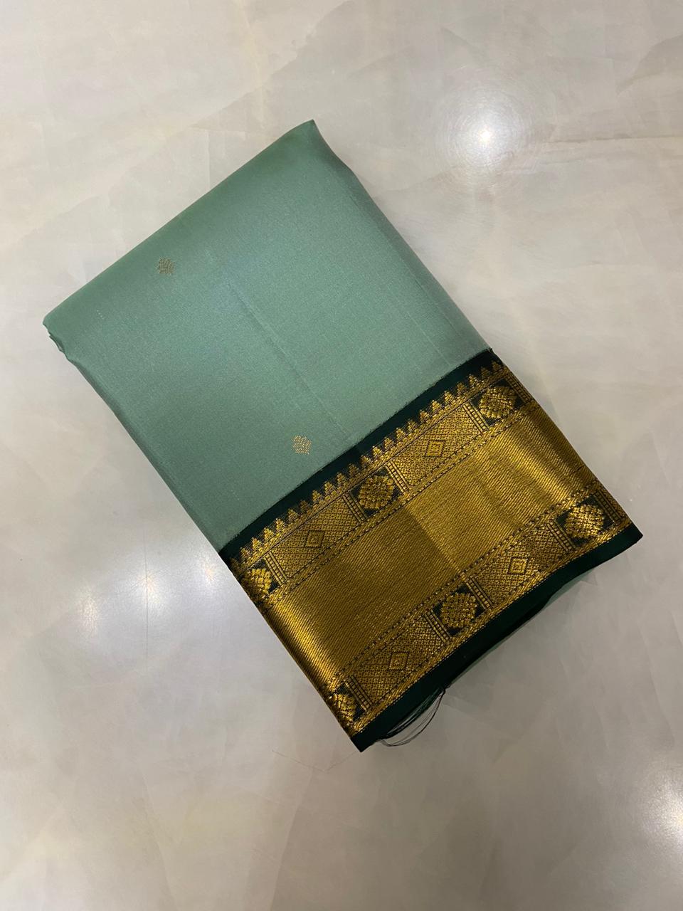 Pure Zari handloom Kanjeevaram silk mark certified saree - Kanjeevaram Silk Mandir