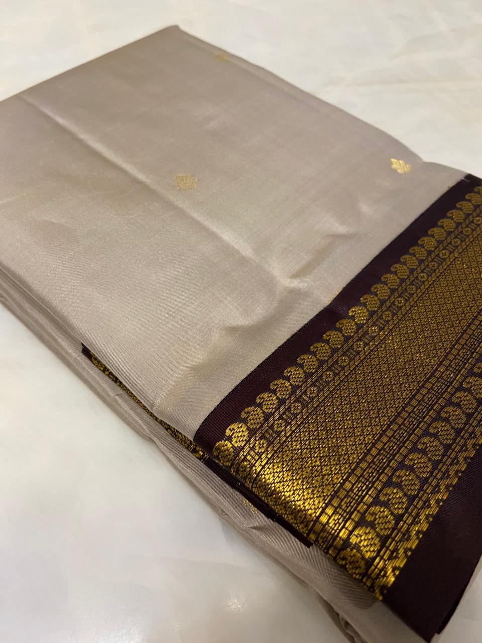 Pure Zari handloom Kanjeevaram silk mark certified saree - Kanjeevaram Silk Mandir