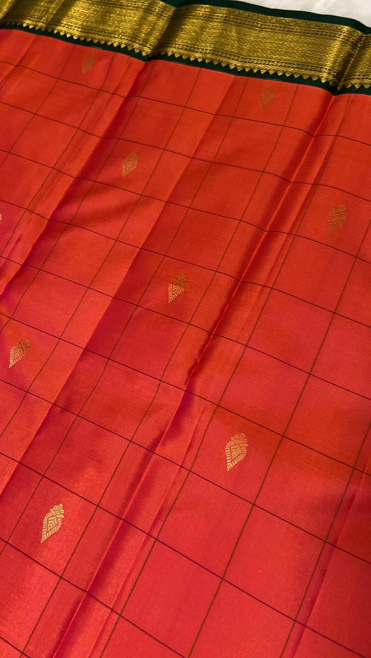Pure Zari handloom Kanjeevaram silk mark certified saree - Kanjeevaram Silk Mandir