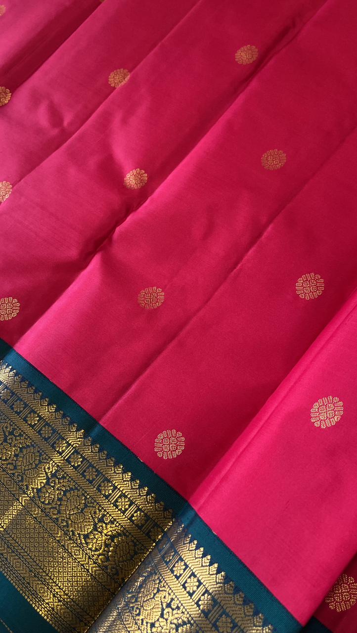 Pure Zari handloom Kanjeevaram silk mark certified saree - Kanjeevaram Silk Mandir