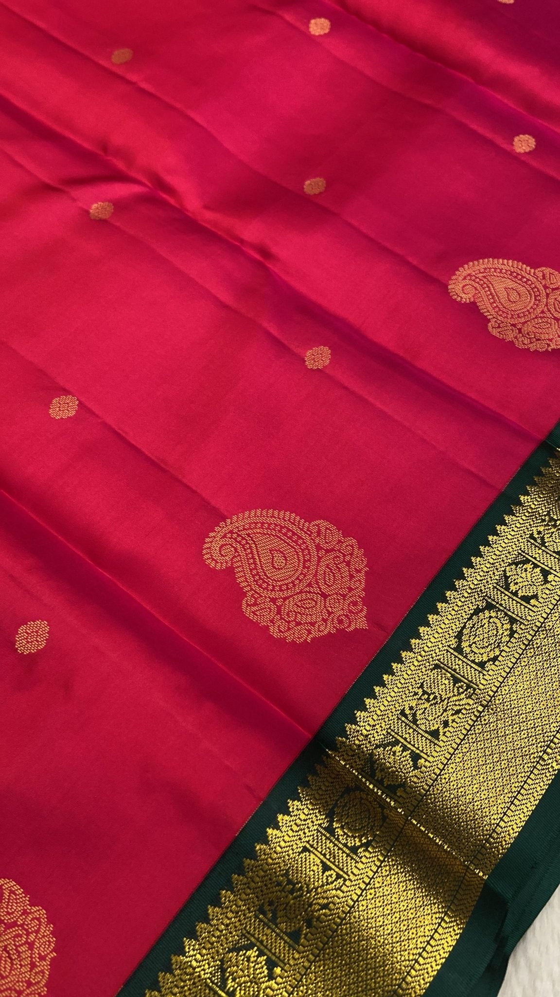 Pure Zari handloom Kanjeevaram silk mark certified saree - Kanjeevaram Silk Mandir