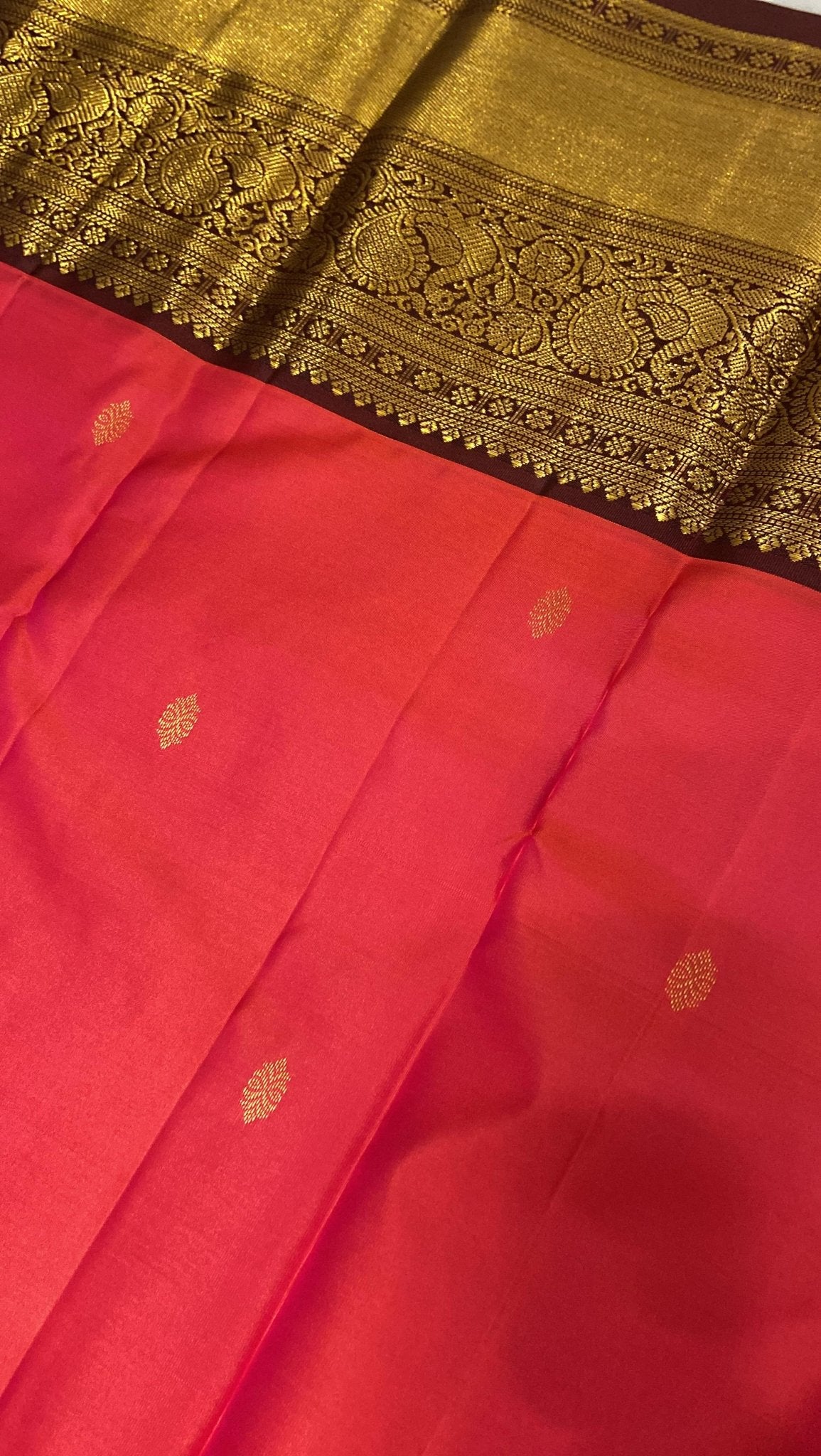 Pure Zari handloom Kanjeevaram silk mark certified saree - Kanjeevaram Silk Mandir