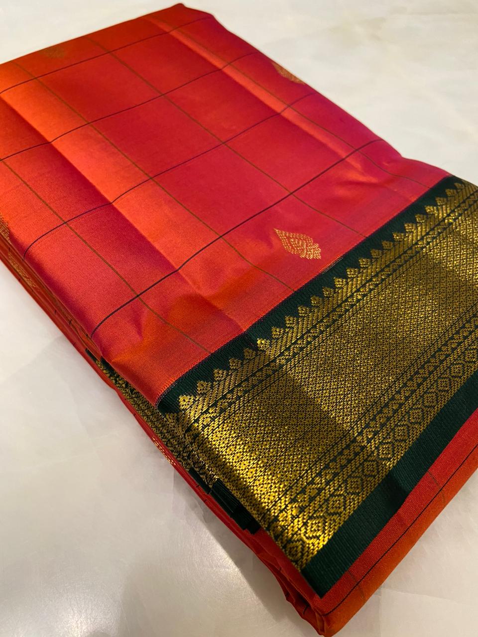 Pure Zari handloom Kanjeevaram silk mark certified saree - Kanjeevaram Silk Mandir