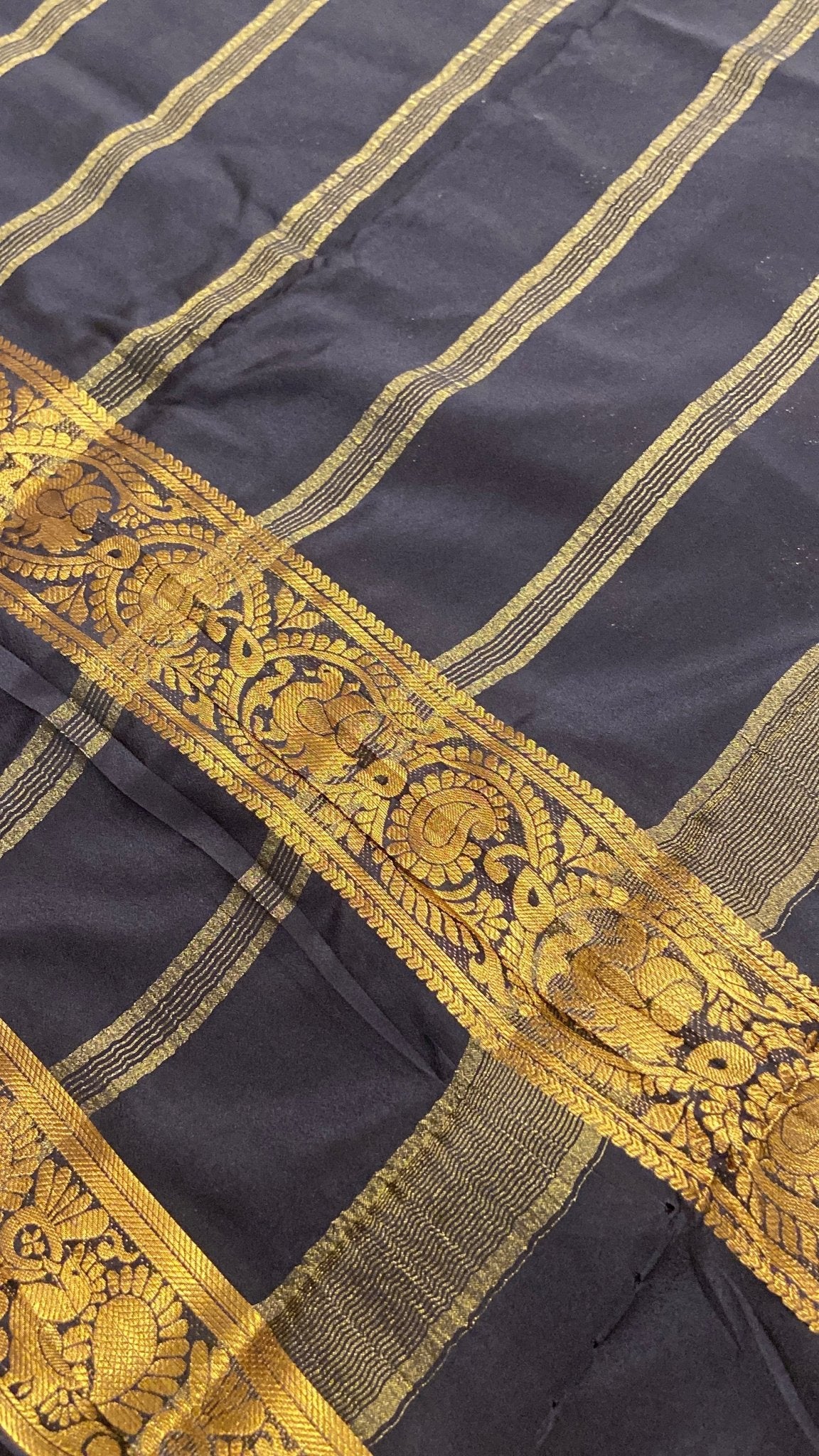 Rashmika Mandana Inspired colour combination Premium Semi Crepe Mysore silk saree - Kanjeevaram Silk Mandir
