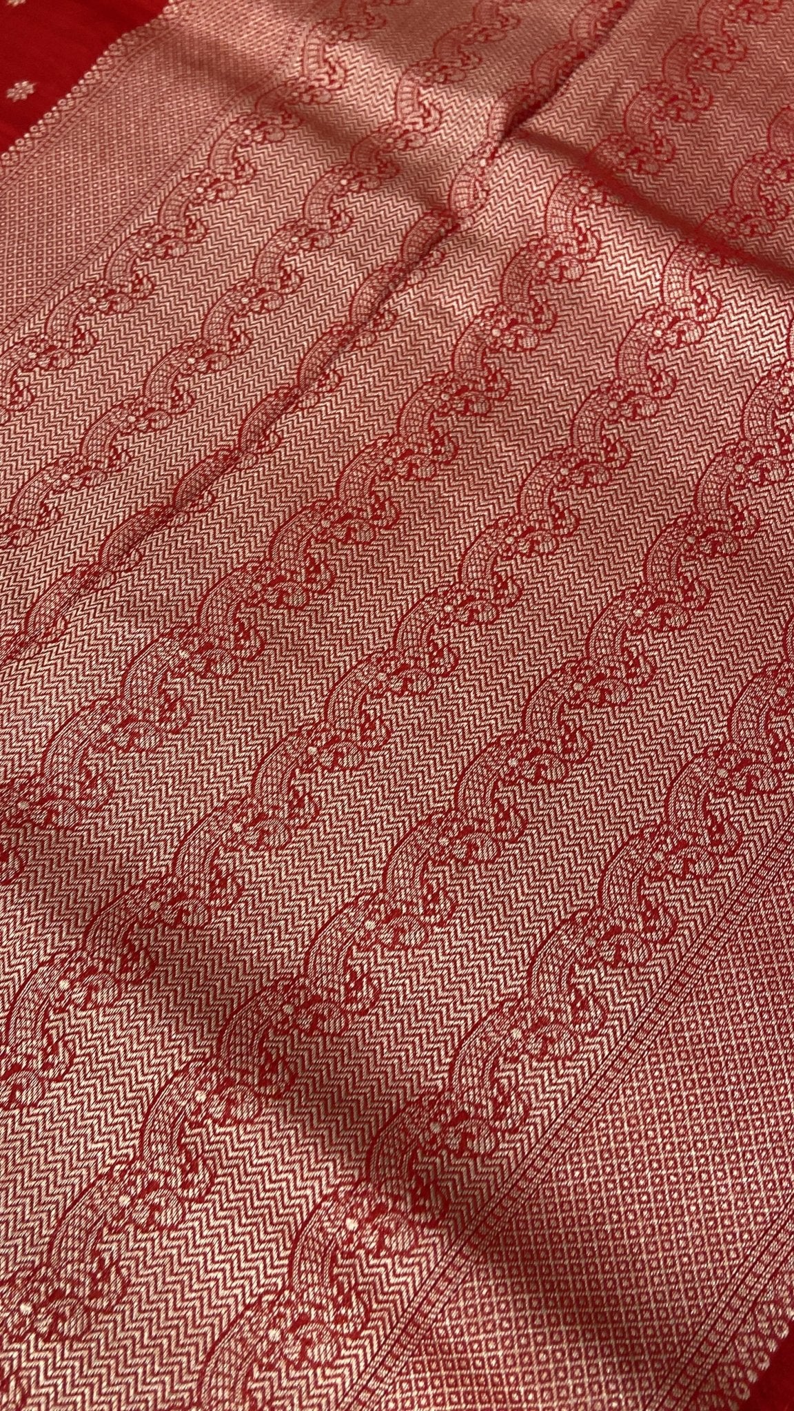 Raw Mango Silk Saree - Kanjeevaram Silk Mandir